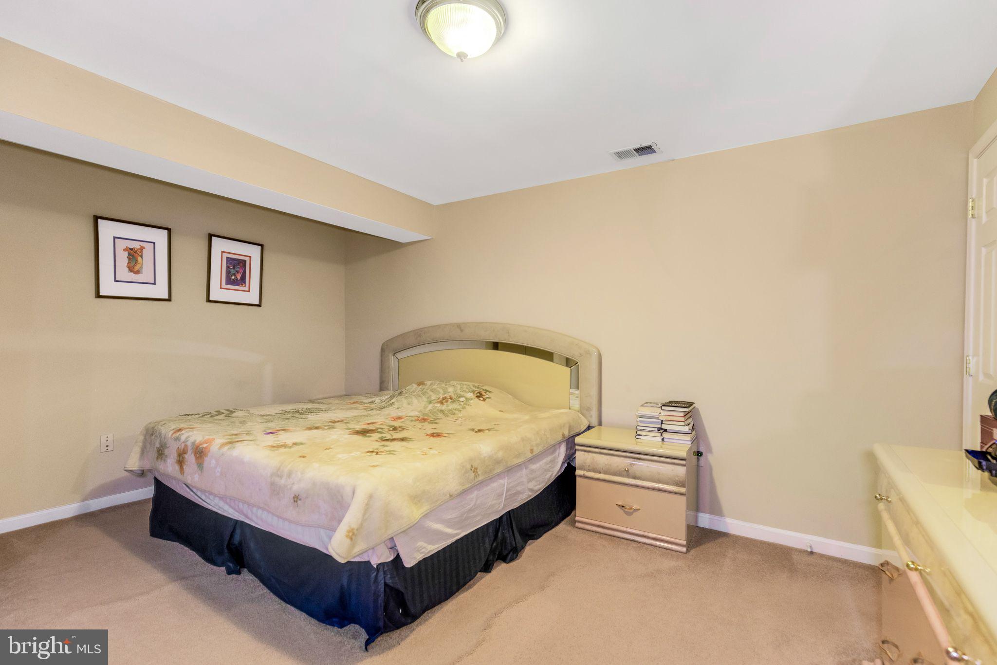 CABIN VILLAGE - Residential