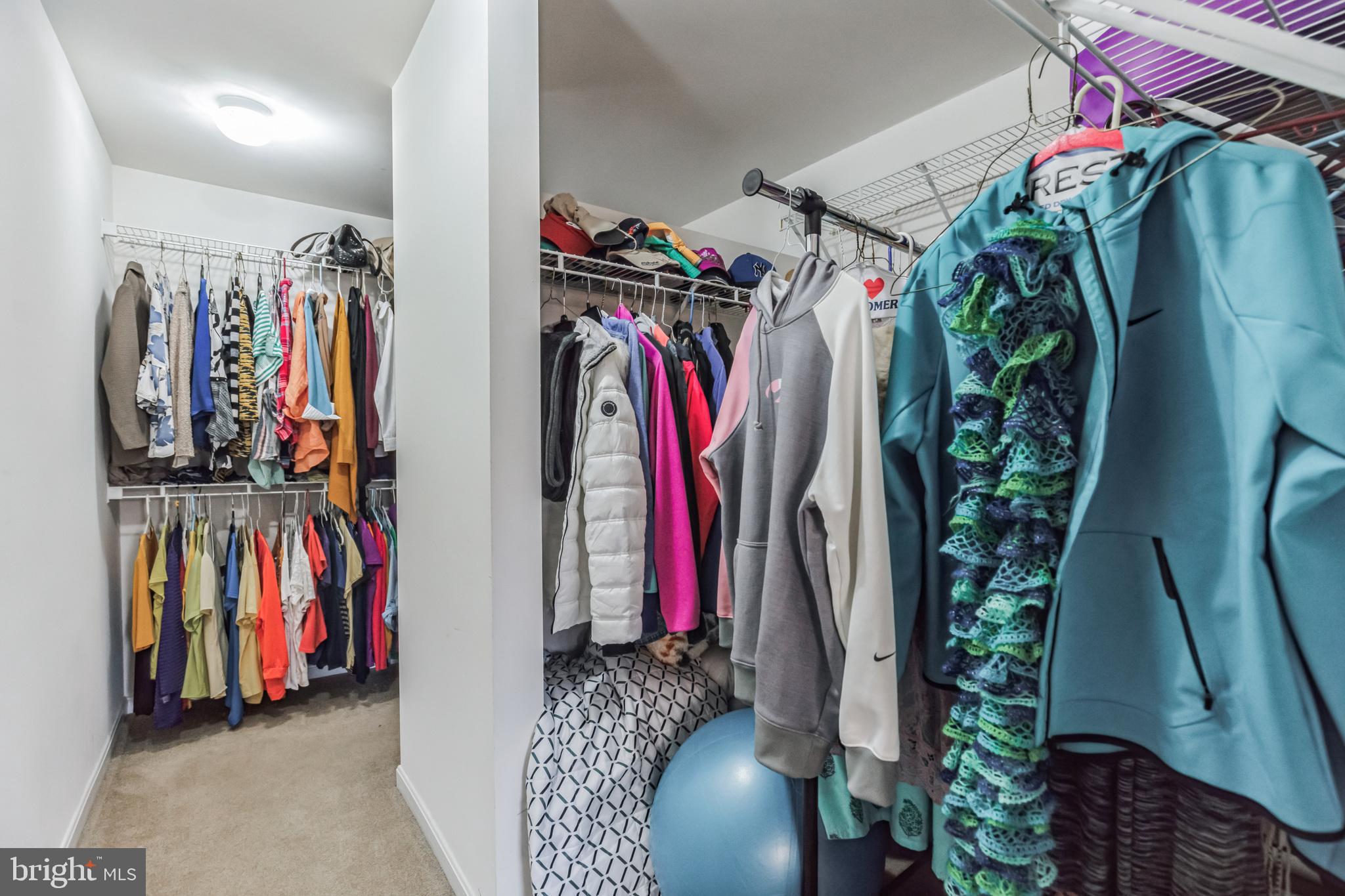 CABIN VILLAGE - Residential