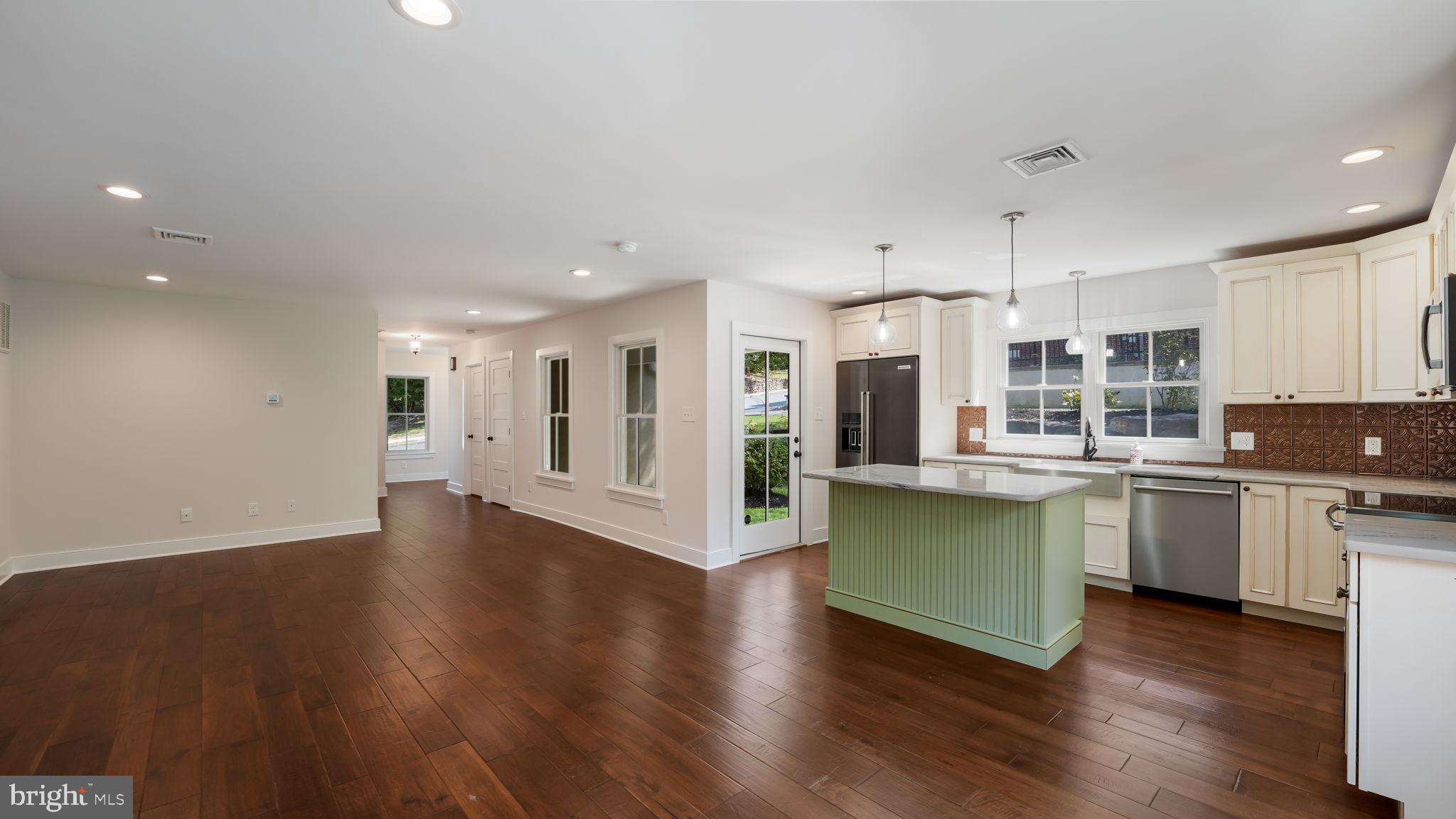 DOYLESTOWN BORO - Residential