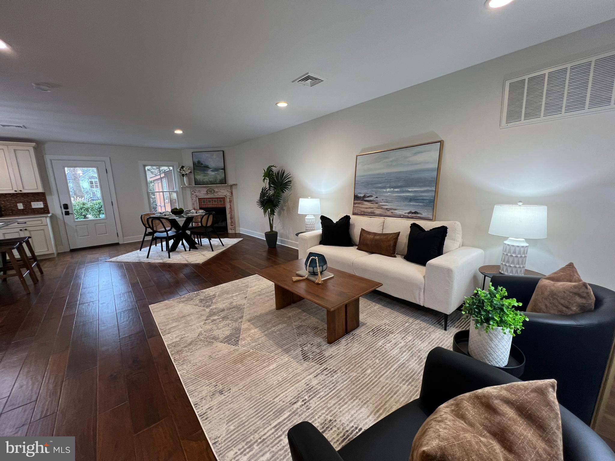 DOYLESTOWN BORO - Residential