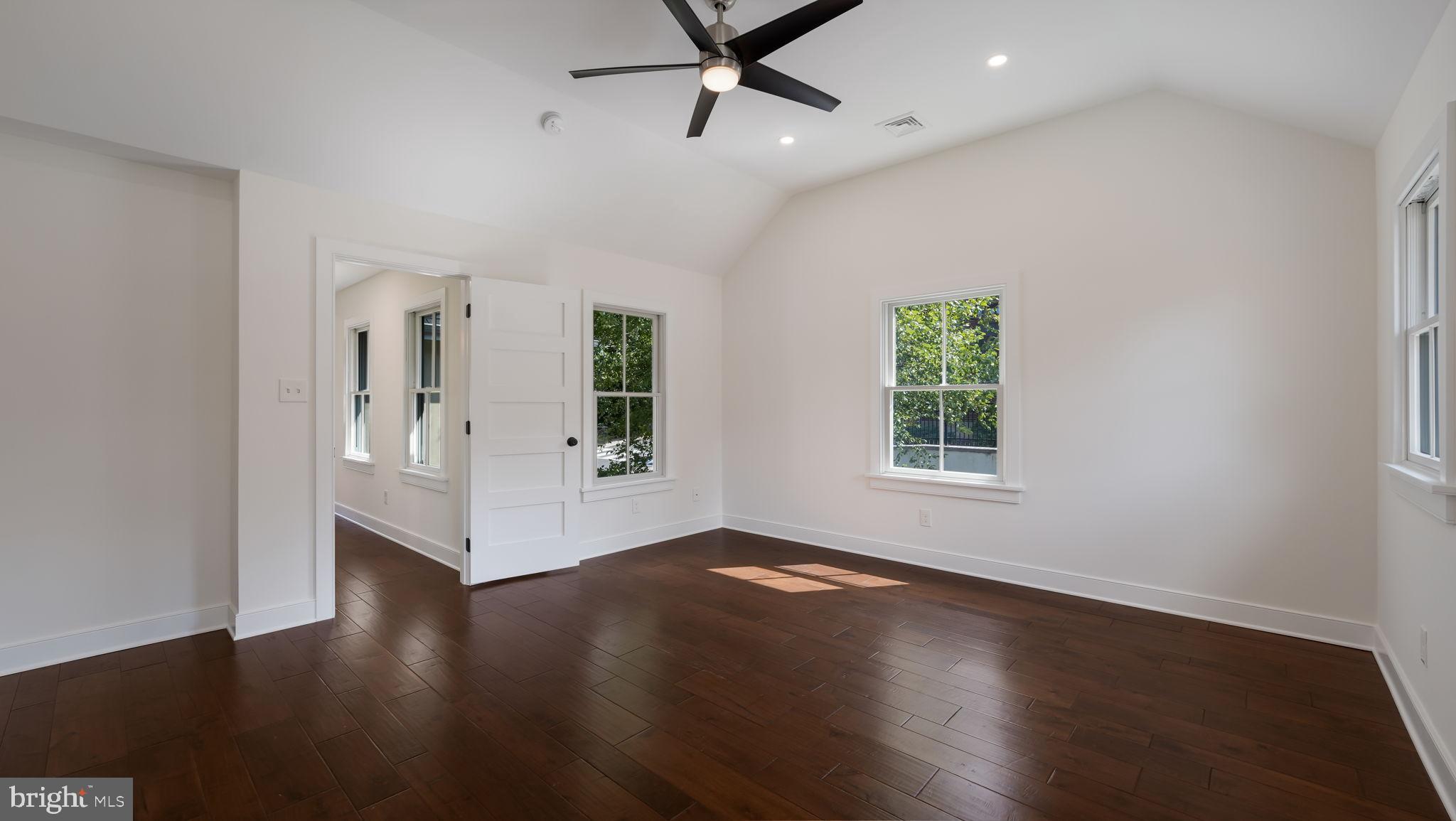 DOYLESTOWN BORO - Residential