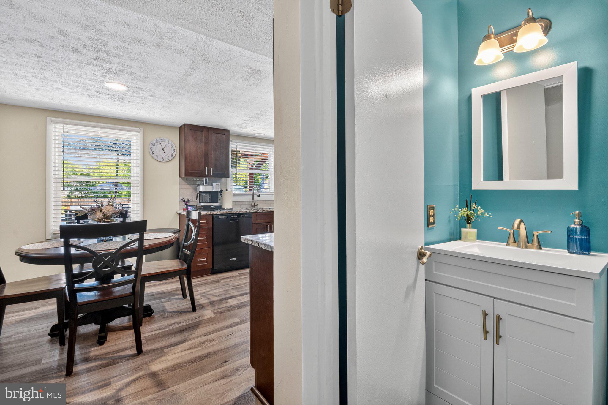 FOUR SEASONS ESTATES - Residential