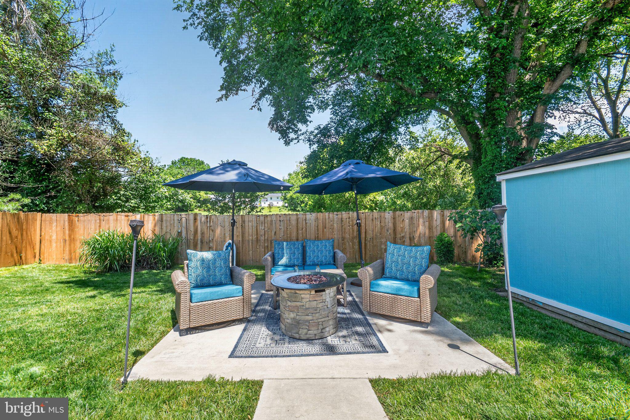 FOUR SEASONS ESTATES - Residential