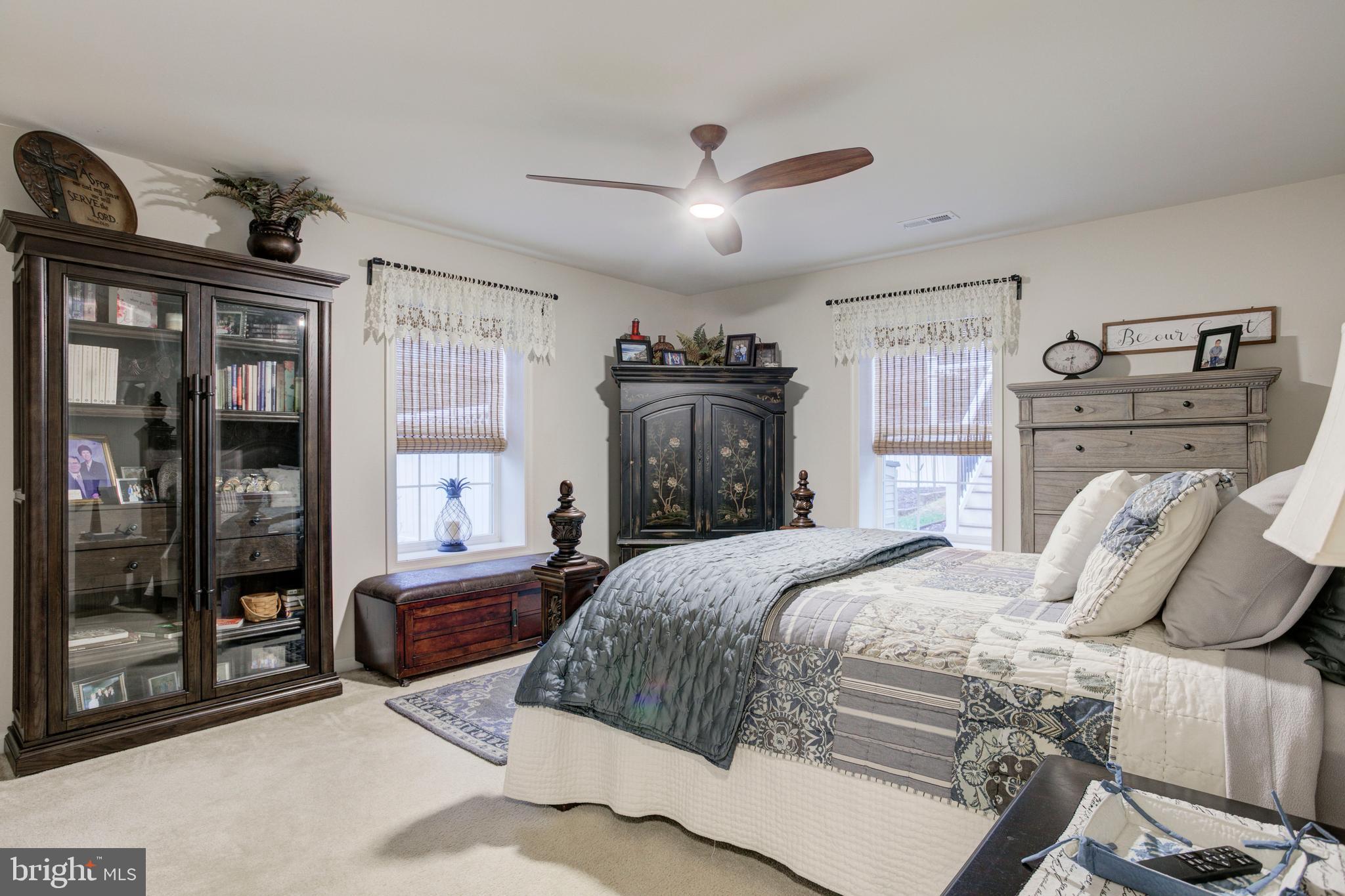 STEELE CREEK - Residential