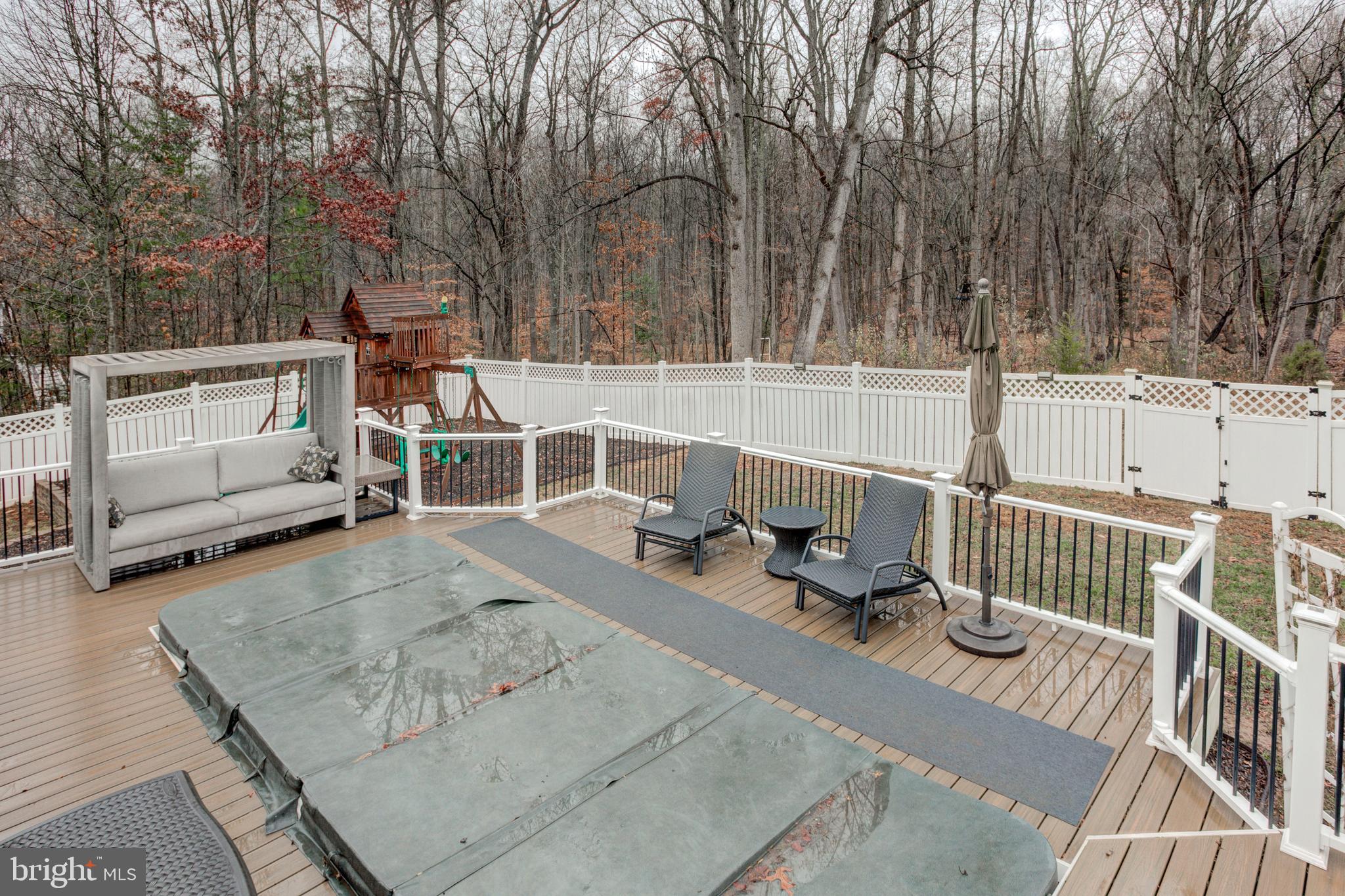 STEELE CREEK - Residential