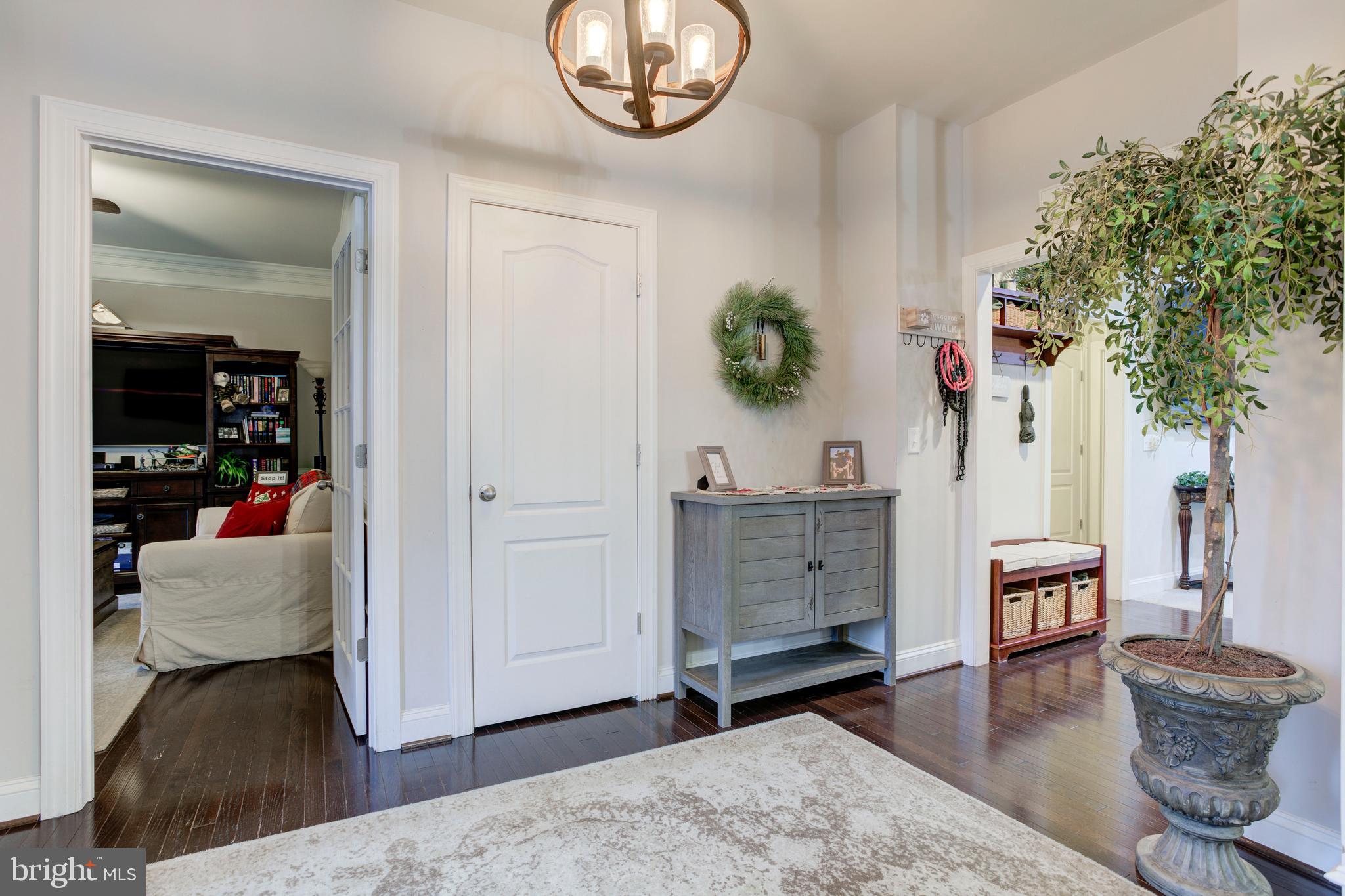 STEELE CREEK - Residential