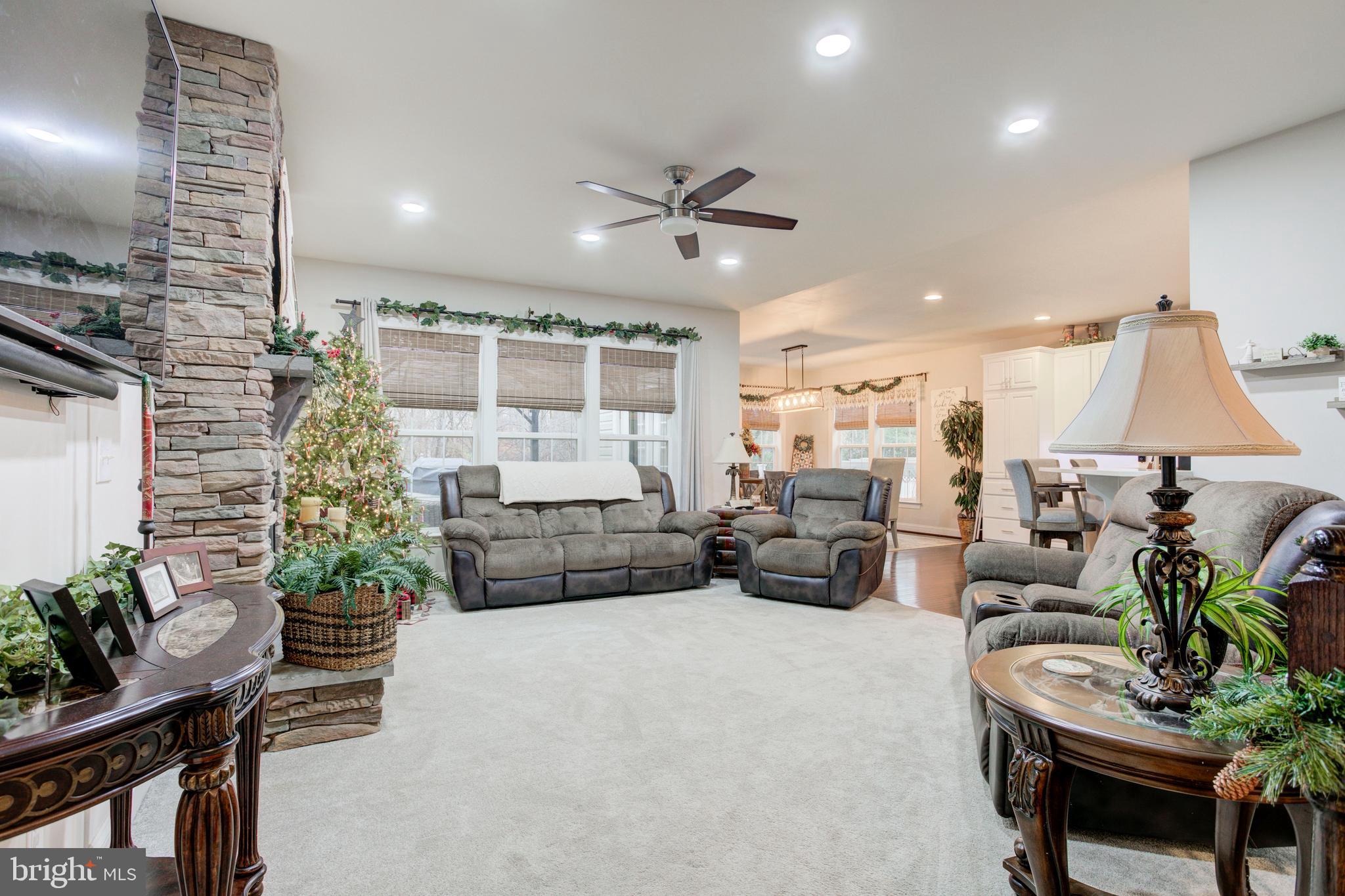 STEELE CREEK - Residential