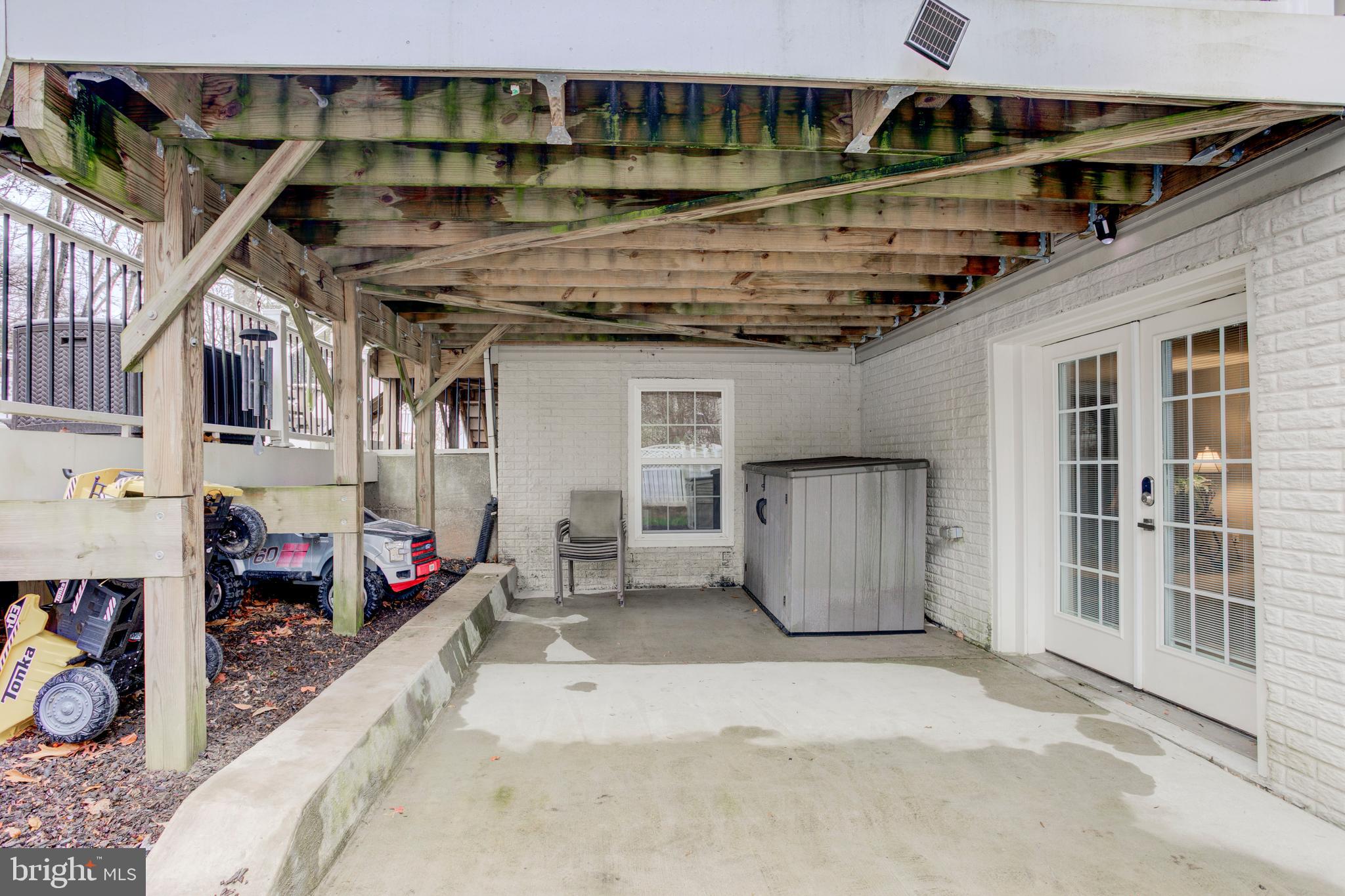 STEELE CREEK - Residential