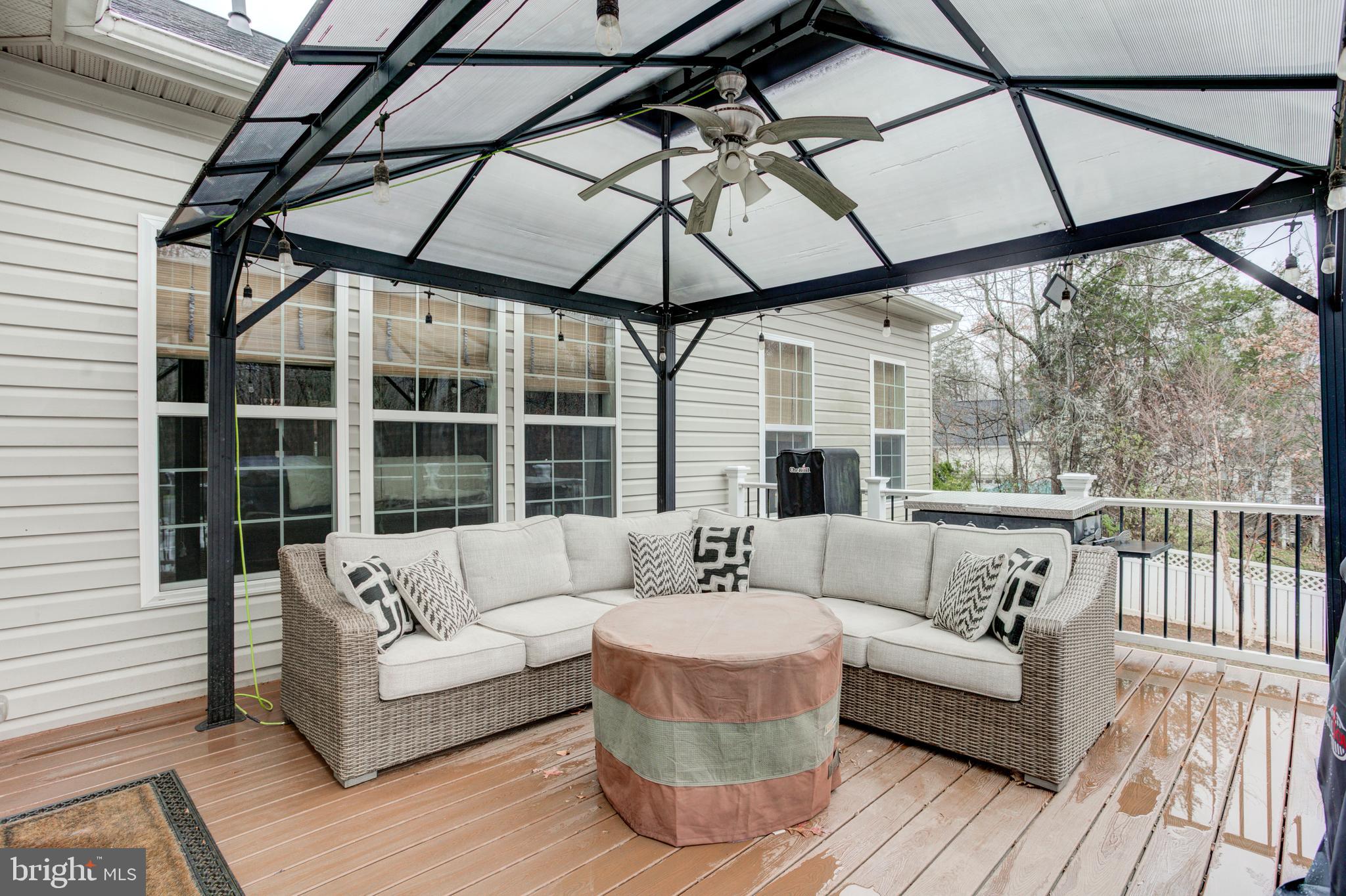 STEELE CREEK - Residential