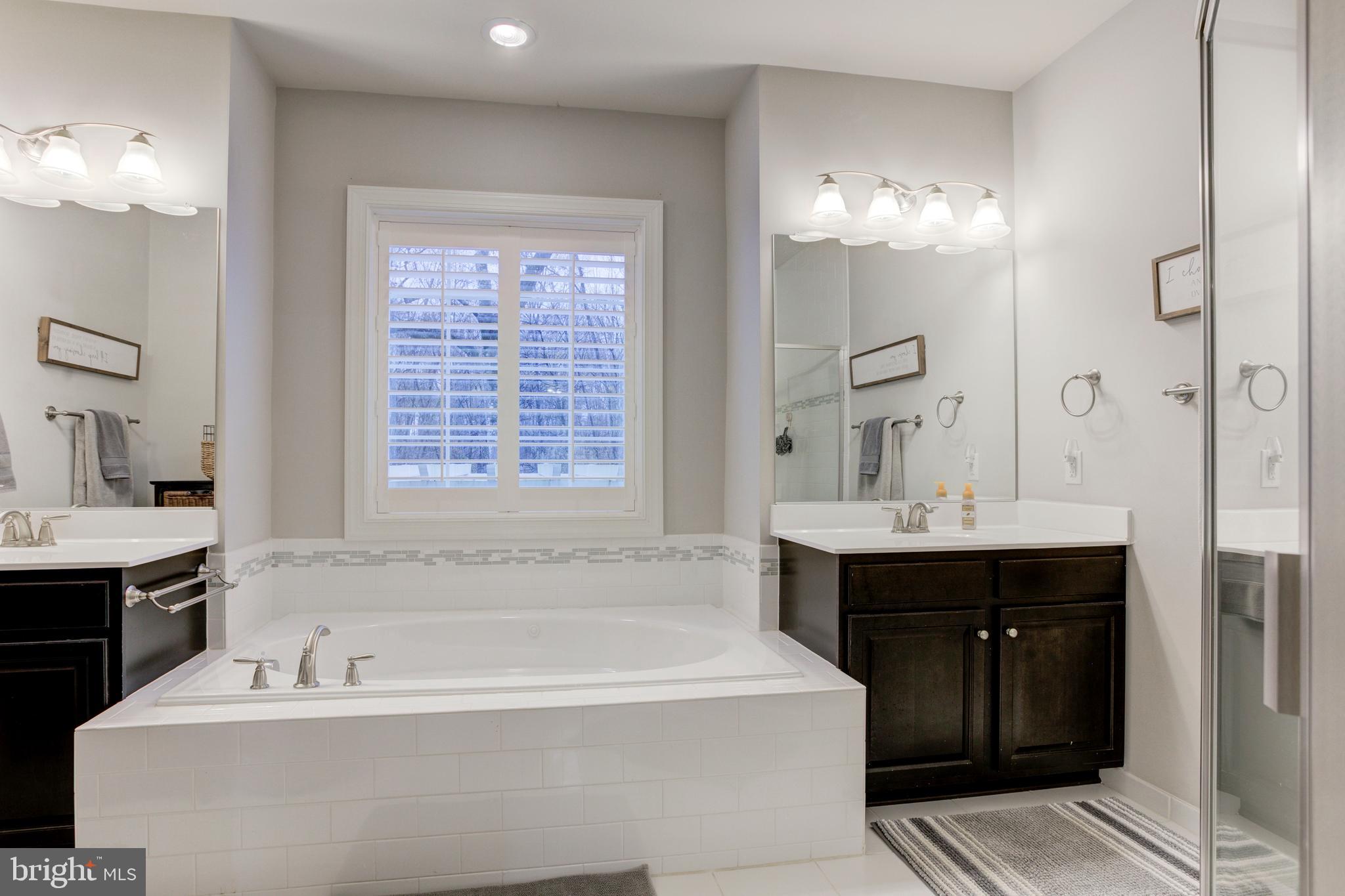 STEELE CREEK - Residential