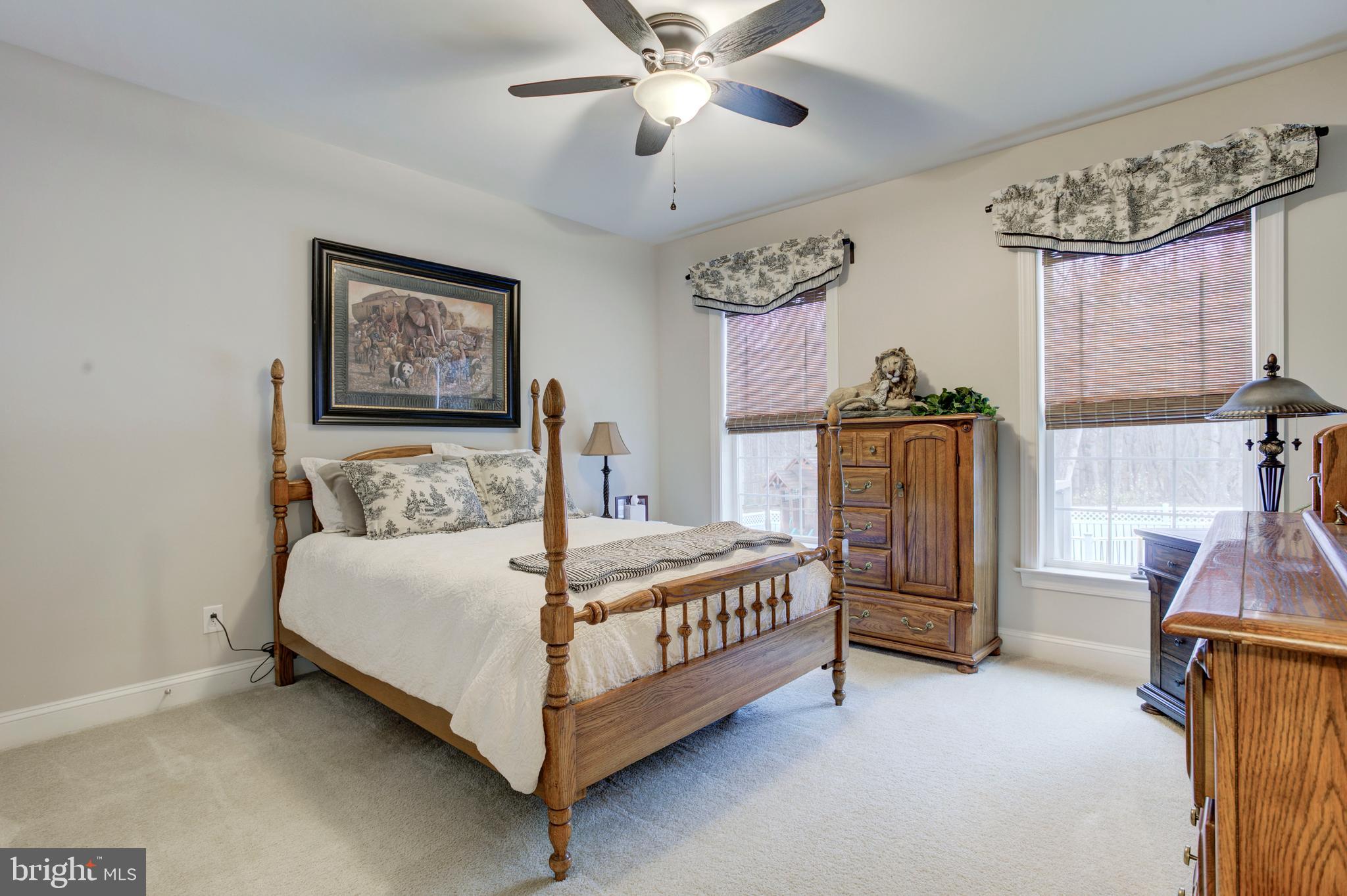 STEELE CREEK - Residential