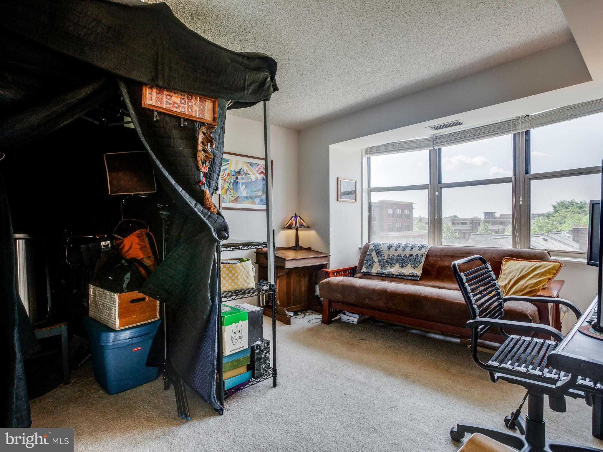 BRADDOCK PLACE - Residential Lease