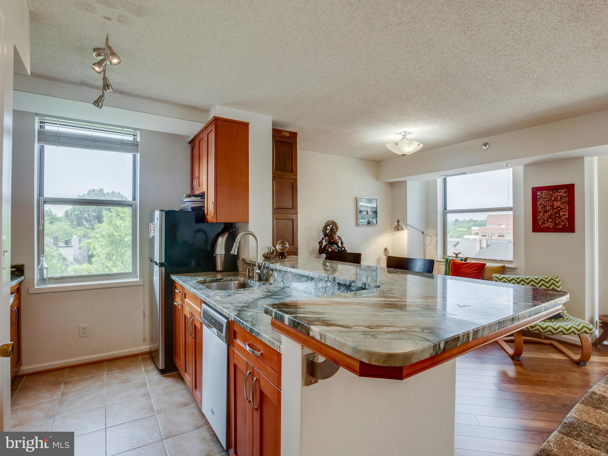 BRADDOCK PLACE - Residential Lease