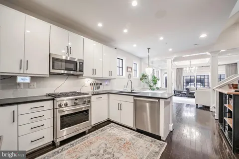 MLS: DCDC2184902