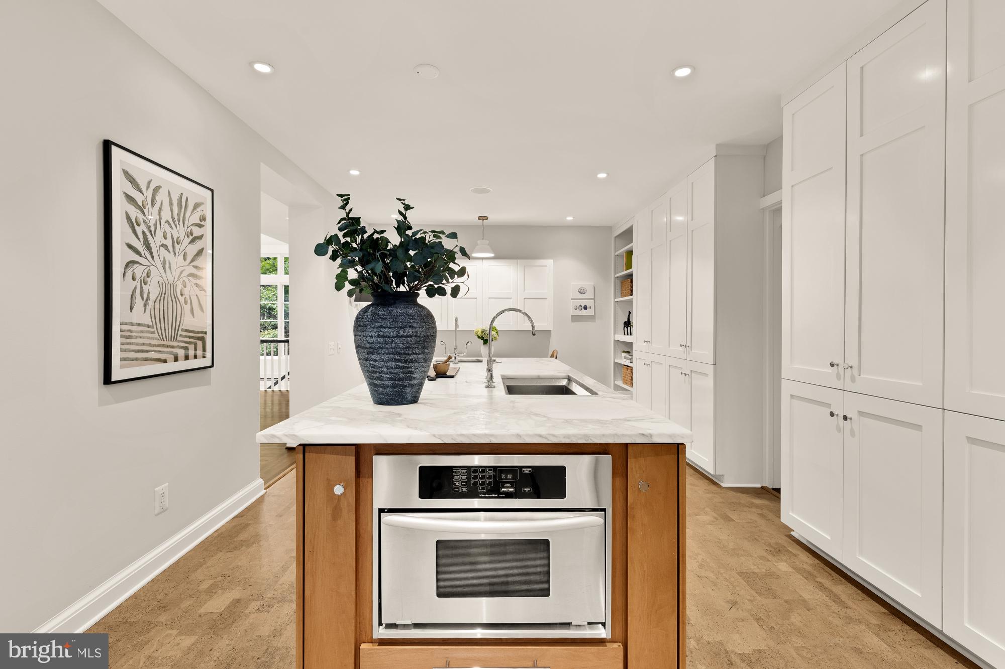 LEE HEIGHTS - Residential