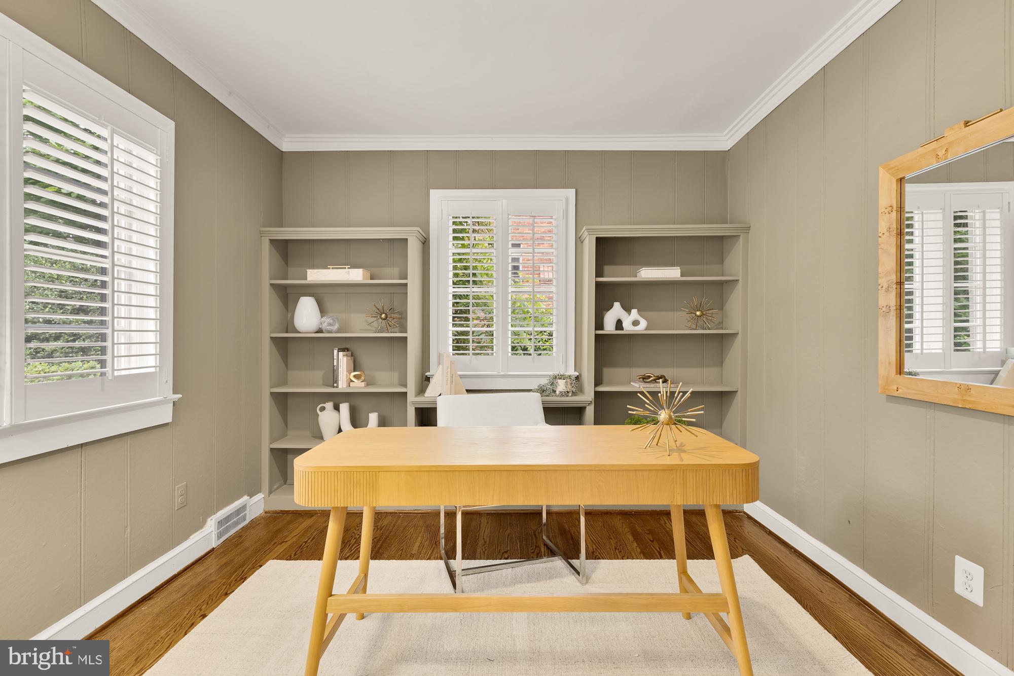 LEE HEIGHTS - Residential