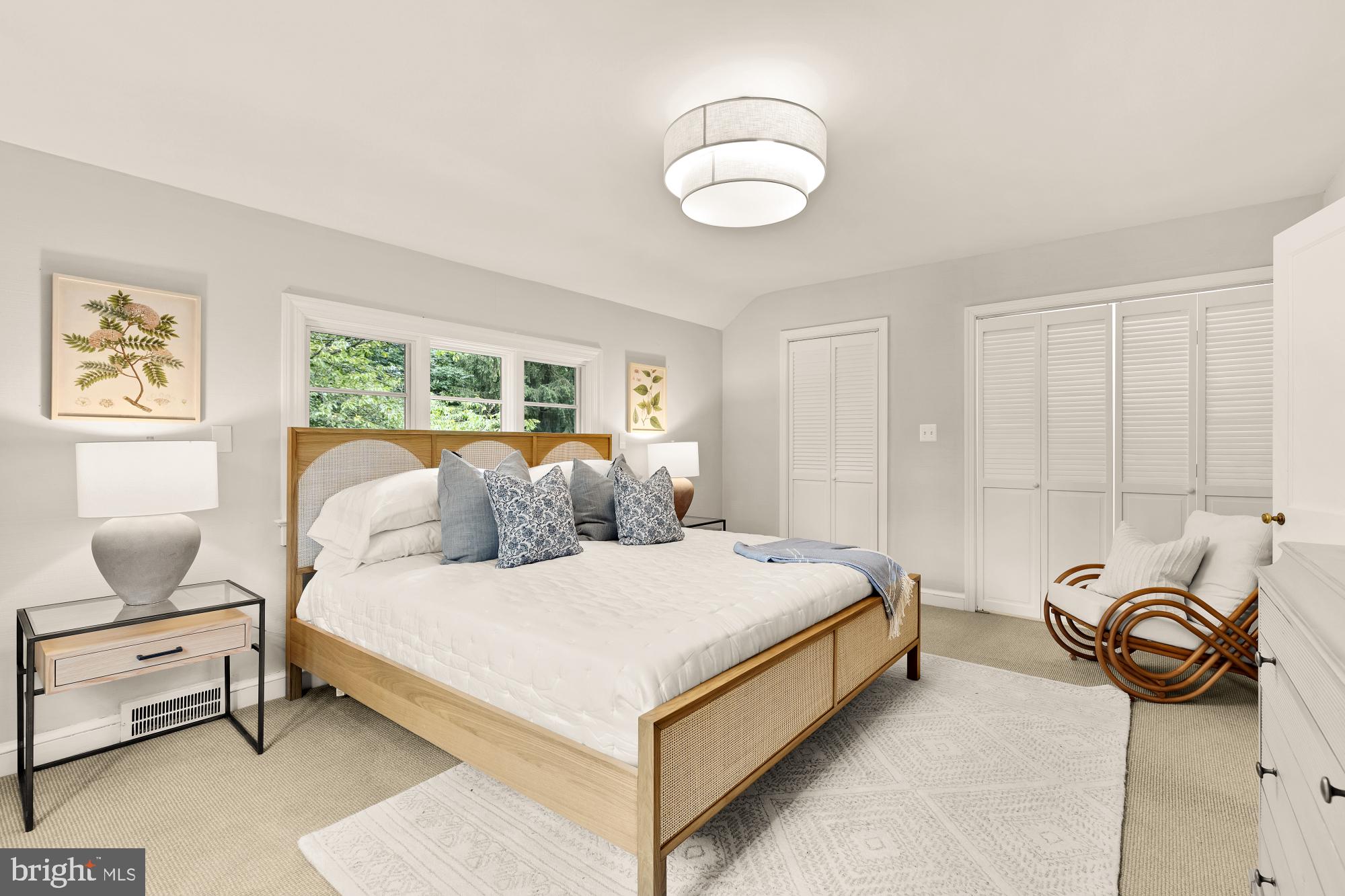 LEE HEIGHTS - Residential