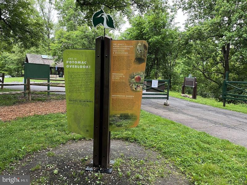 LEE HEIGHTS - Residential