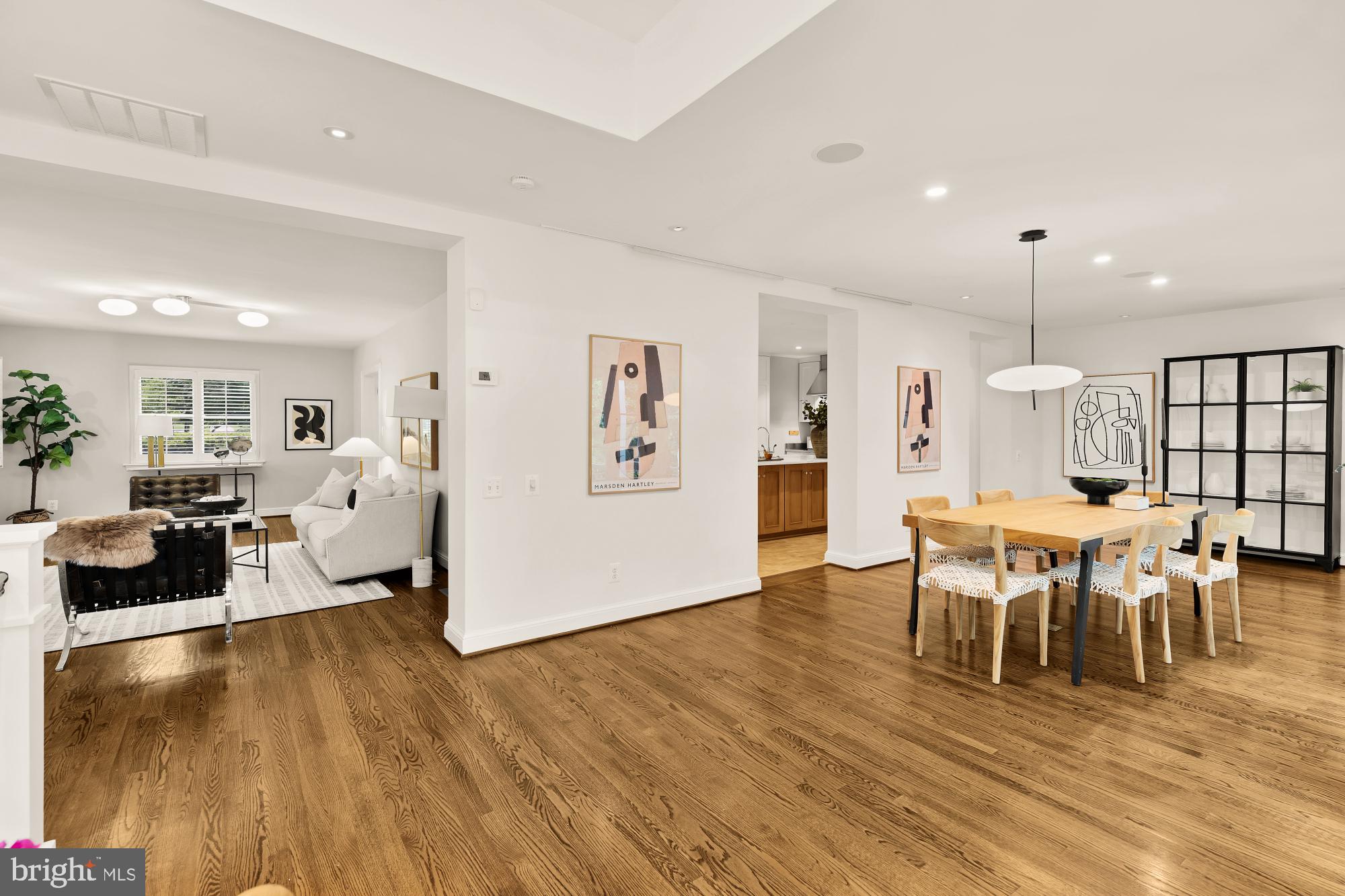 LEE HEIGHTS - Residential