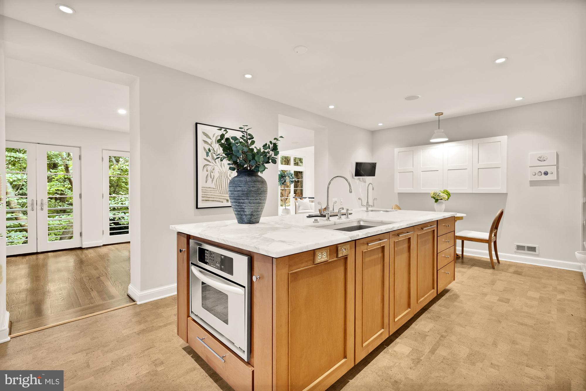 LEE HEIGHTS - Residential