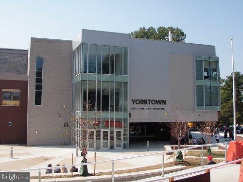 LEE HEIGHTS - Residential