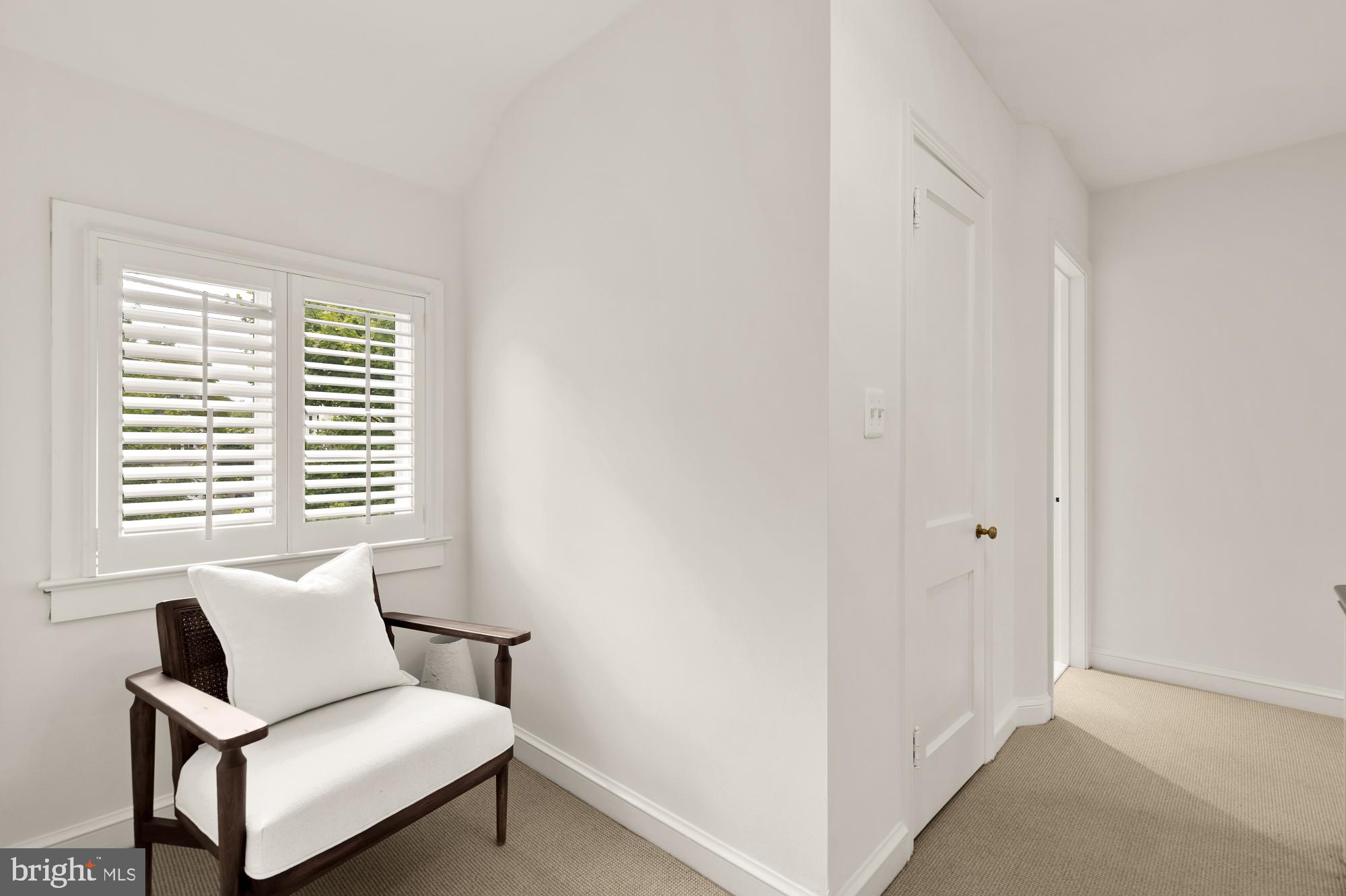 LEE HEIGHTS - Residential