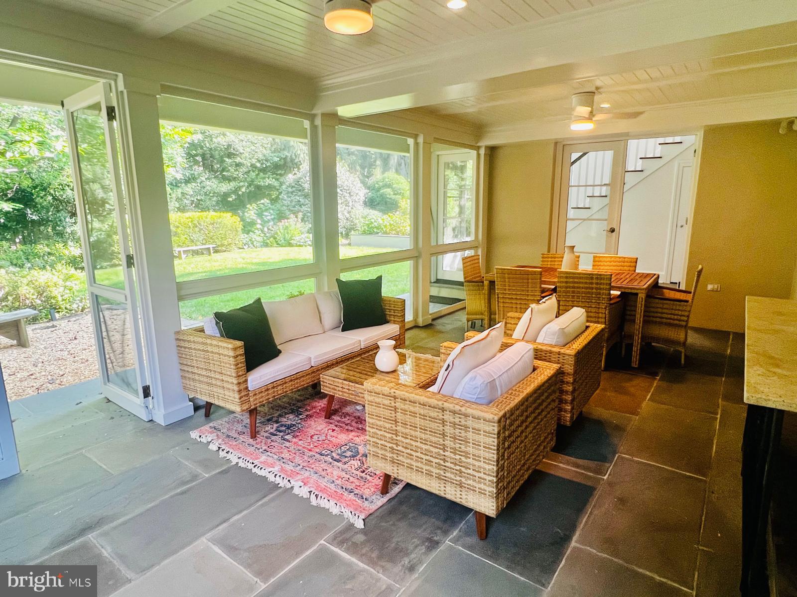 LEE HEIGHTS - Residential