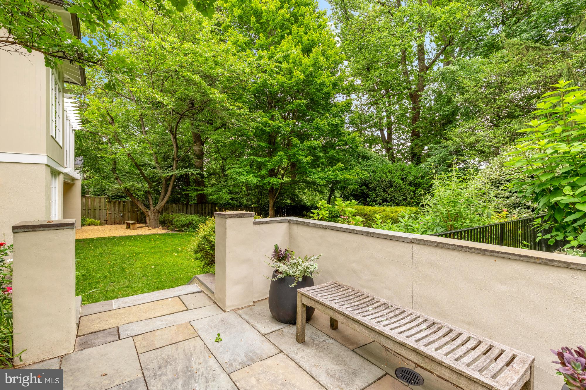 LEE HEIGHTS - Residential