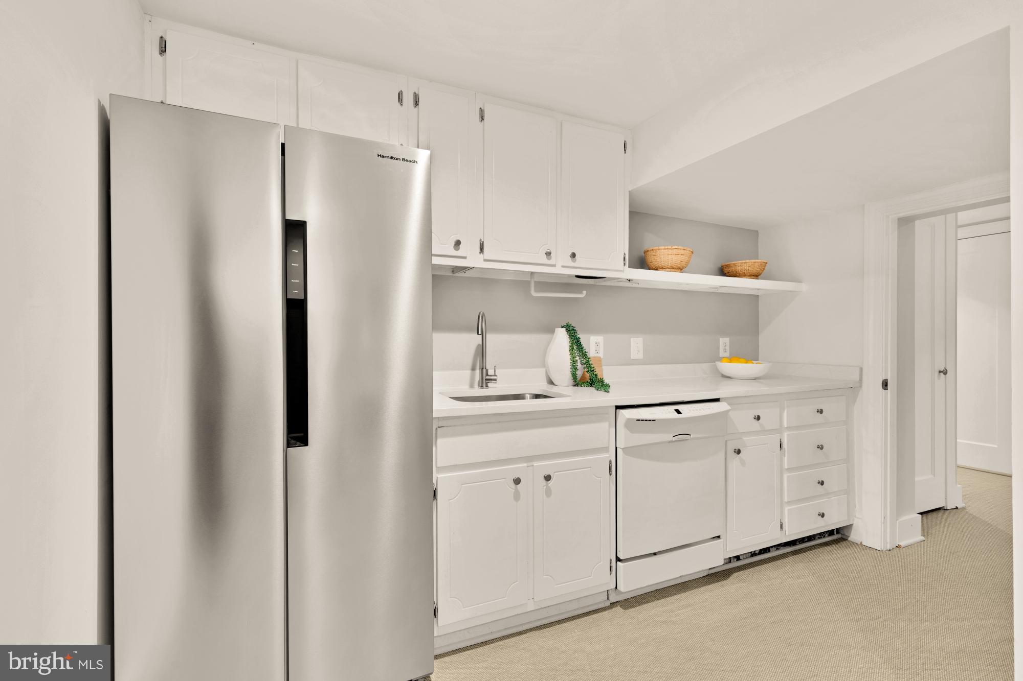 LEE HEIGHTS - Residential