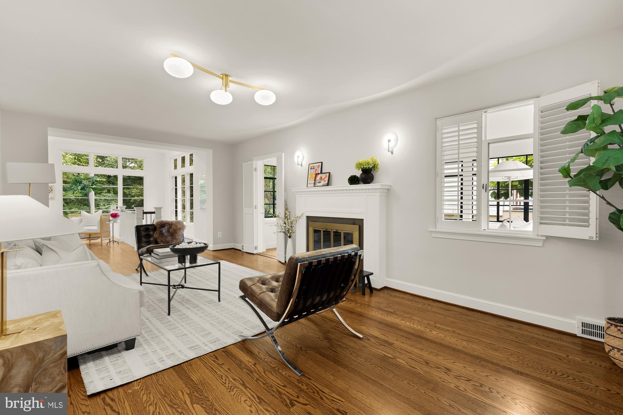 LEE HEIGHTS - Residential