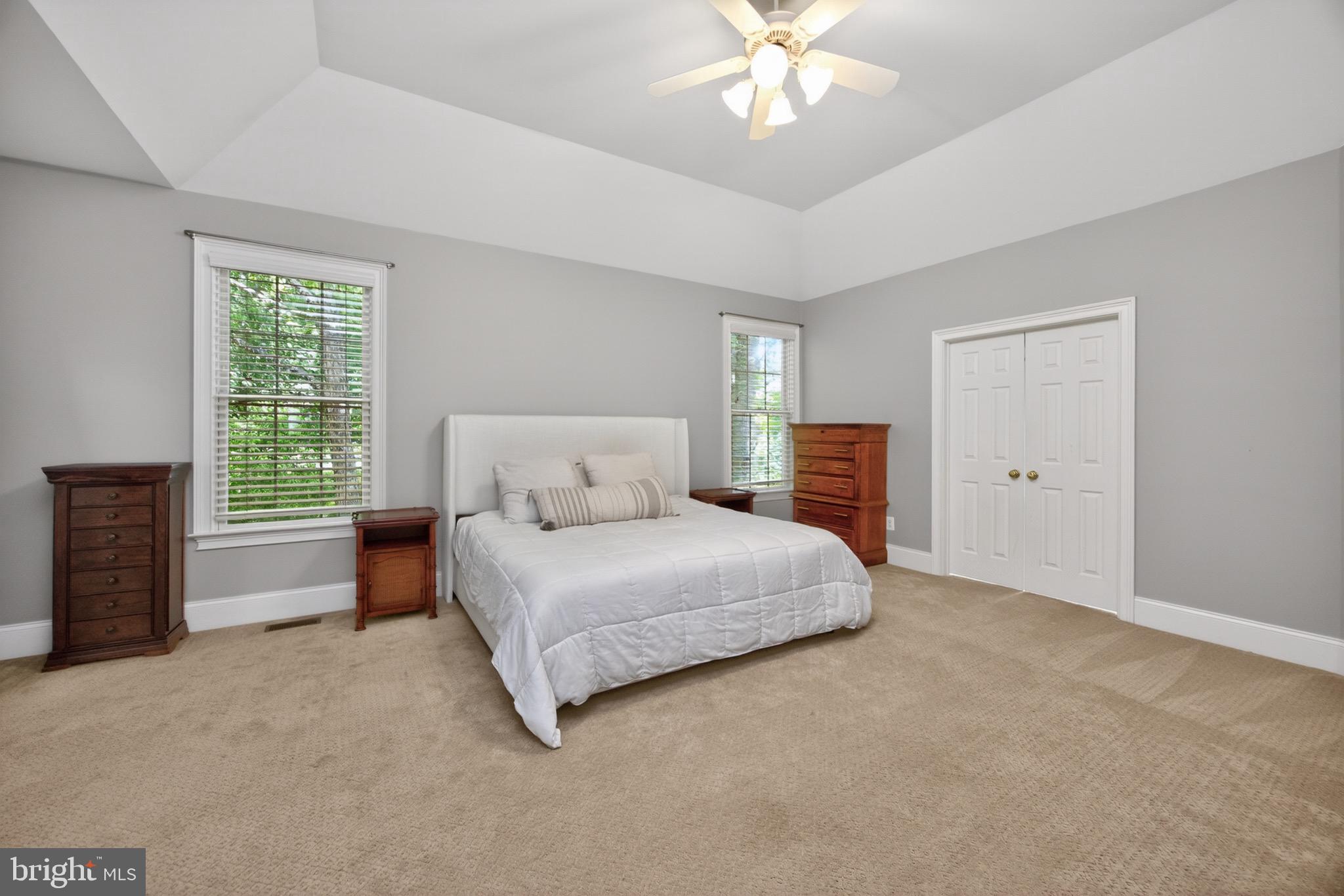 CHERRY CREEK - Residential