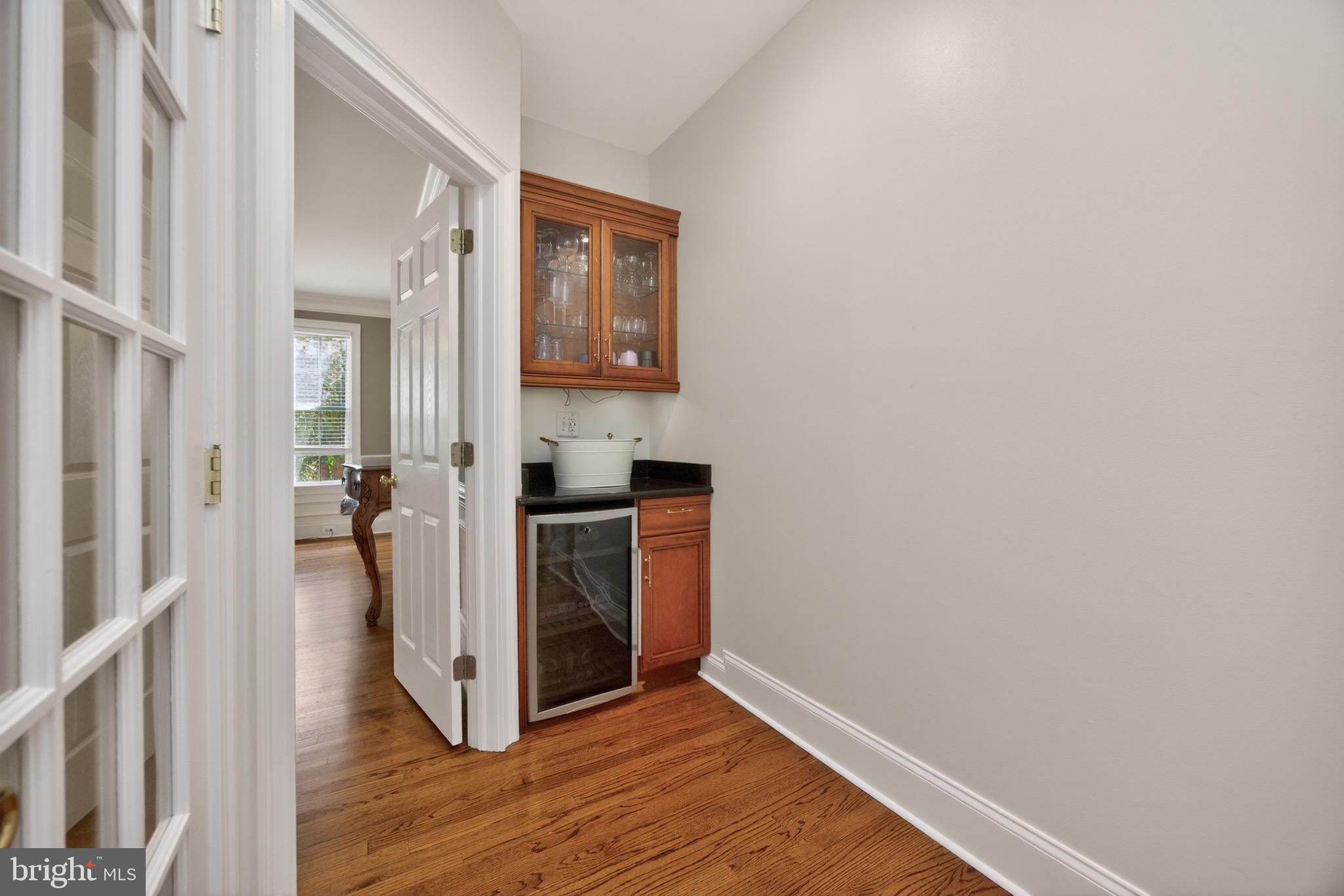 CHERRY CREEK - Residential