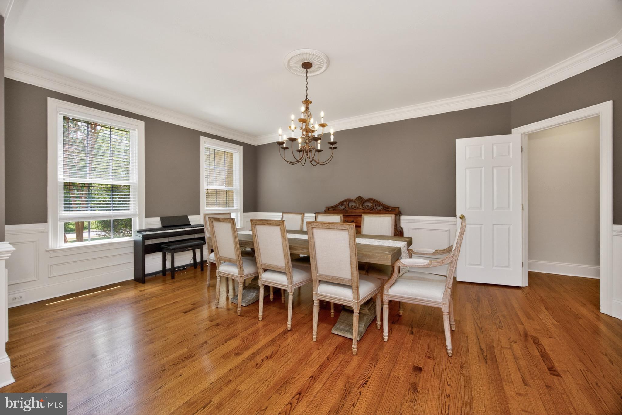 CHERRY CREEK - Residential