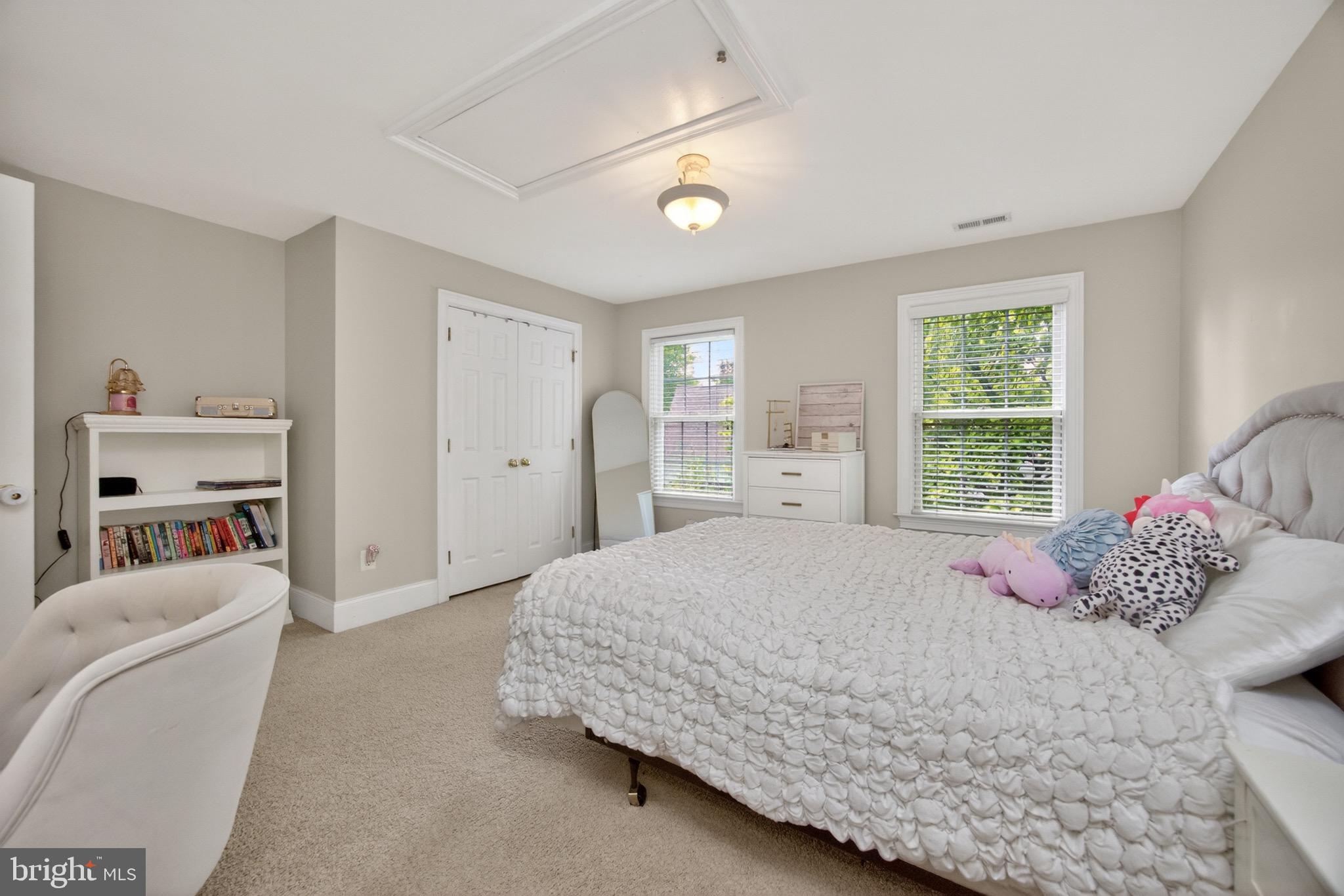 CHERRY CREEK - Residential
