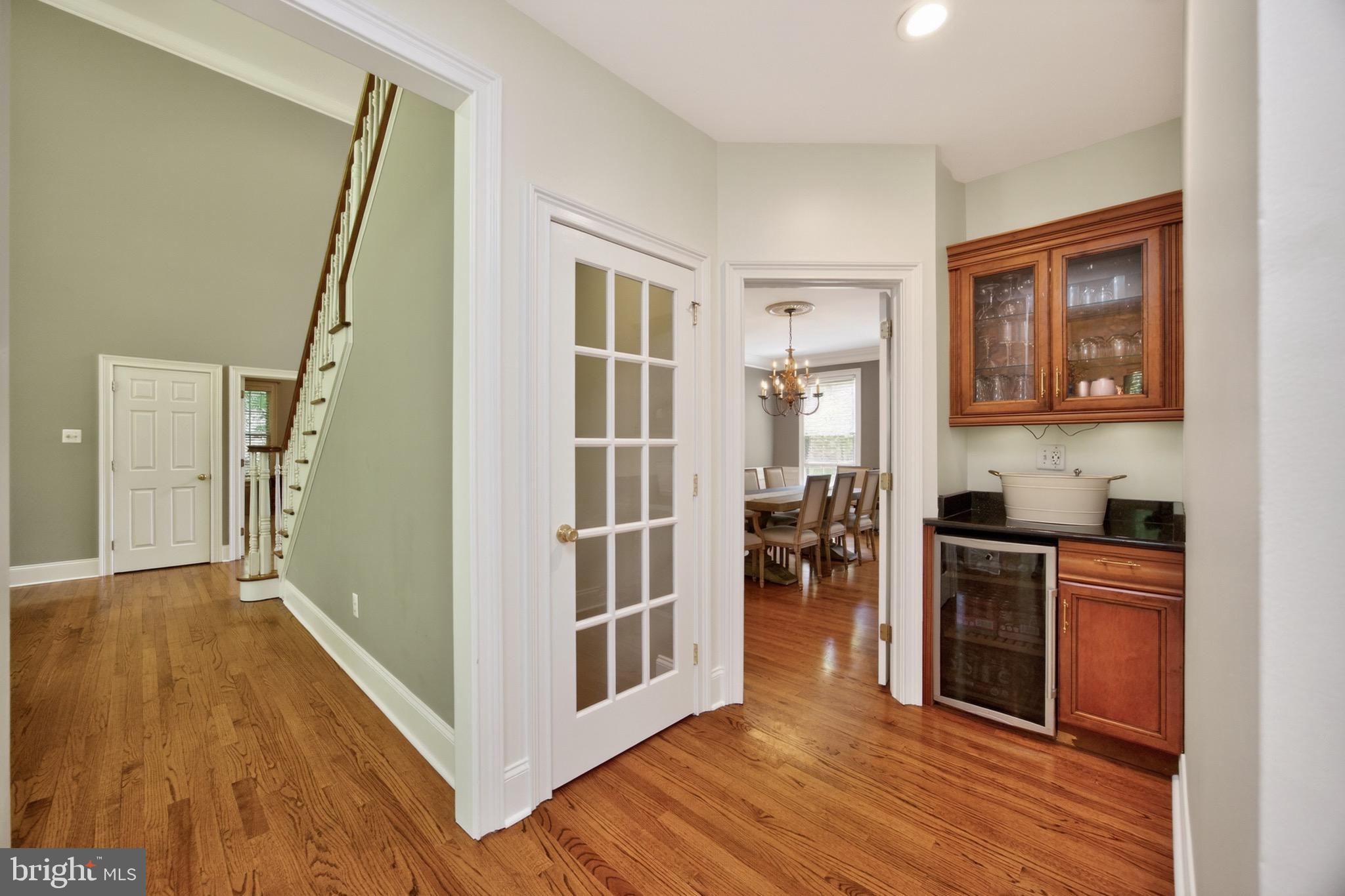 CHERRY CREEK - Residential