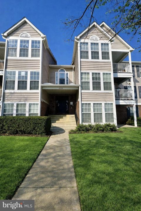 Photo of 12236 Ladymeade Court #202, WOODBRIDGE, VA 22192 (MLS # VAPW2112072)