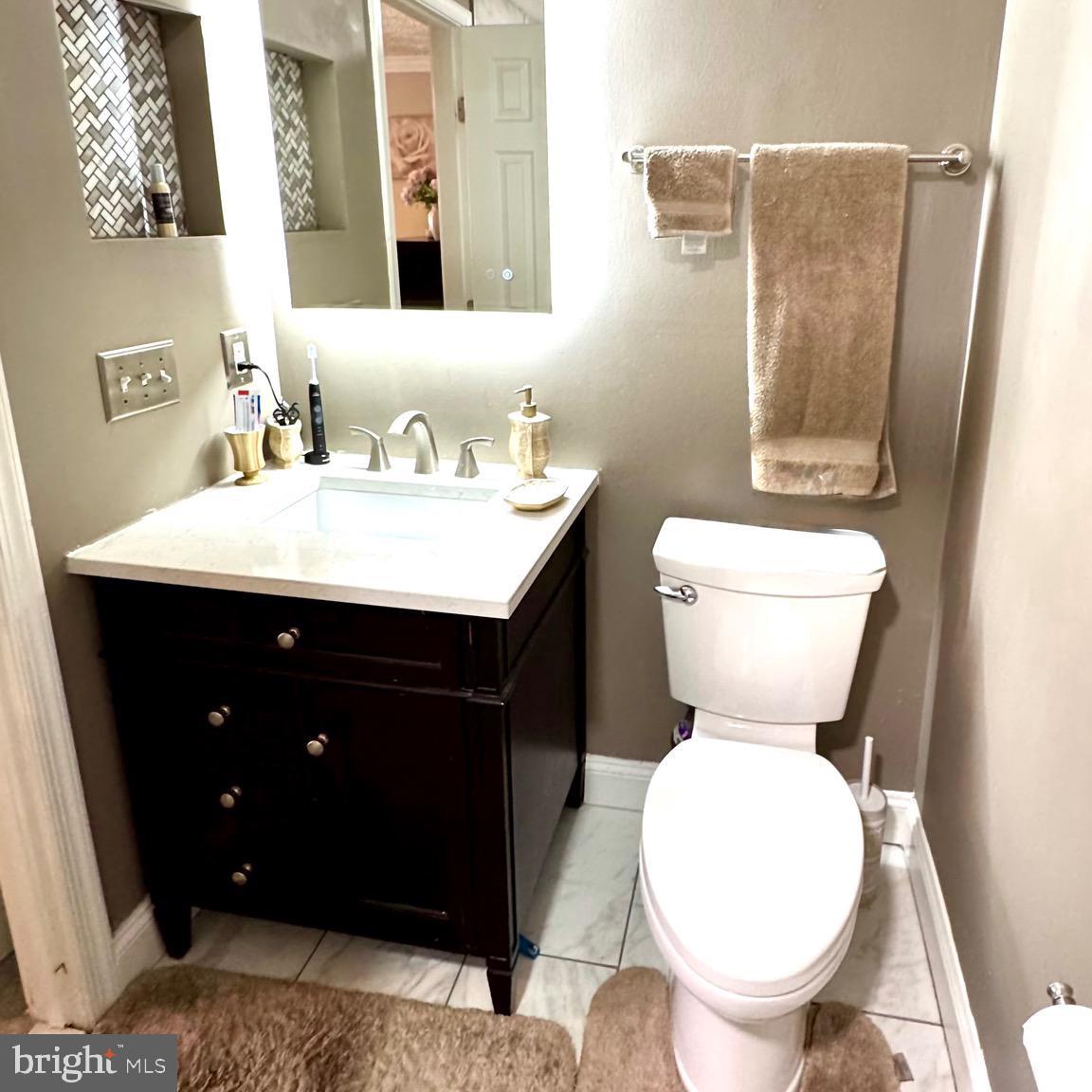 SHERBROOKE CONDO - Residential