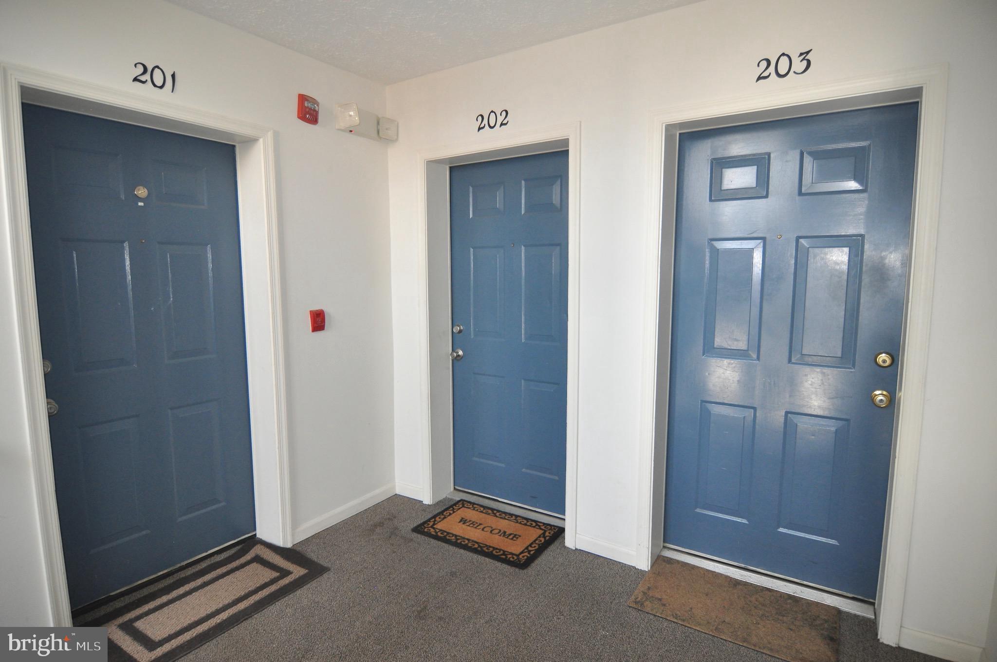 SHERBROOKE CONDO - Residential