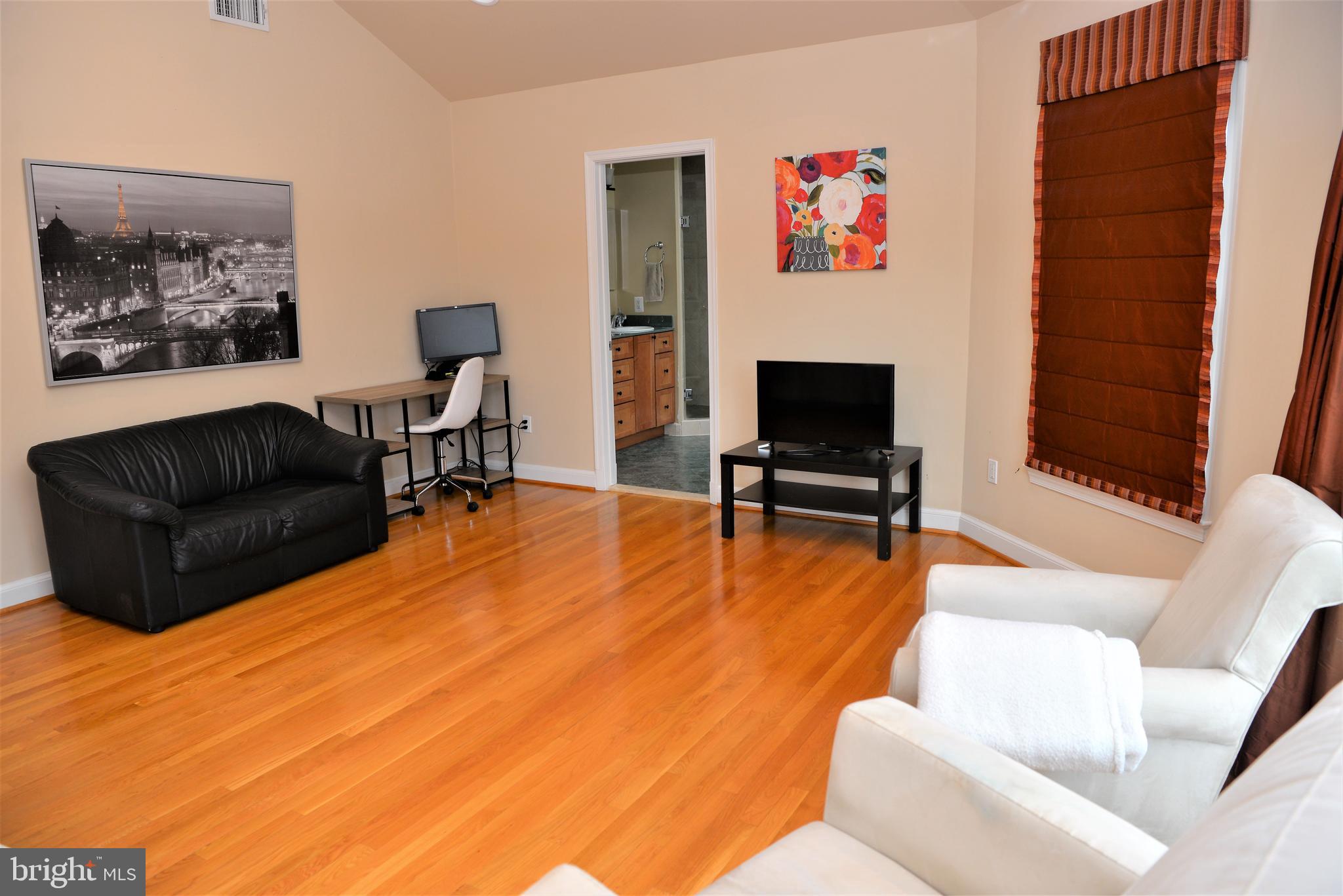 LEE HEIGHTS - Residential