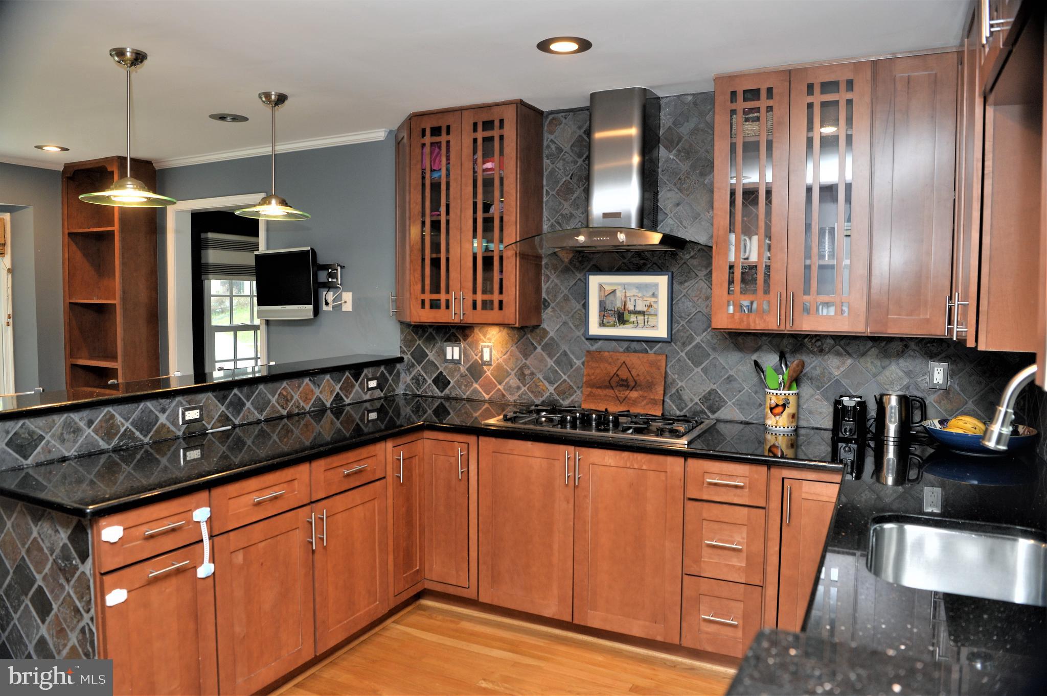 LEE HEIGHTS - Residential