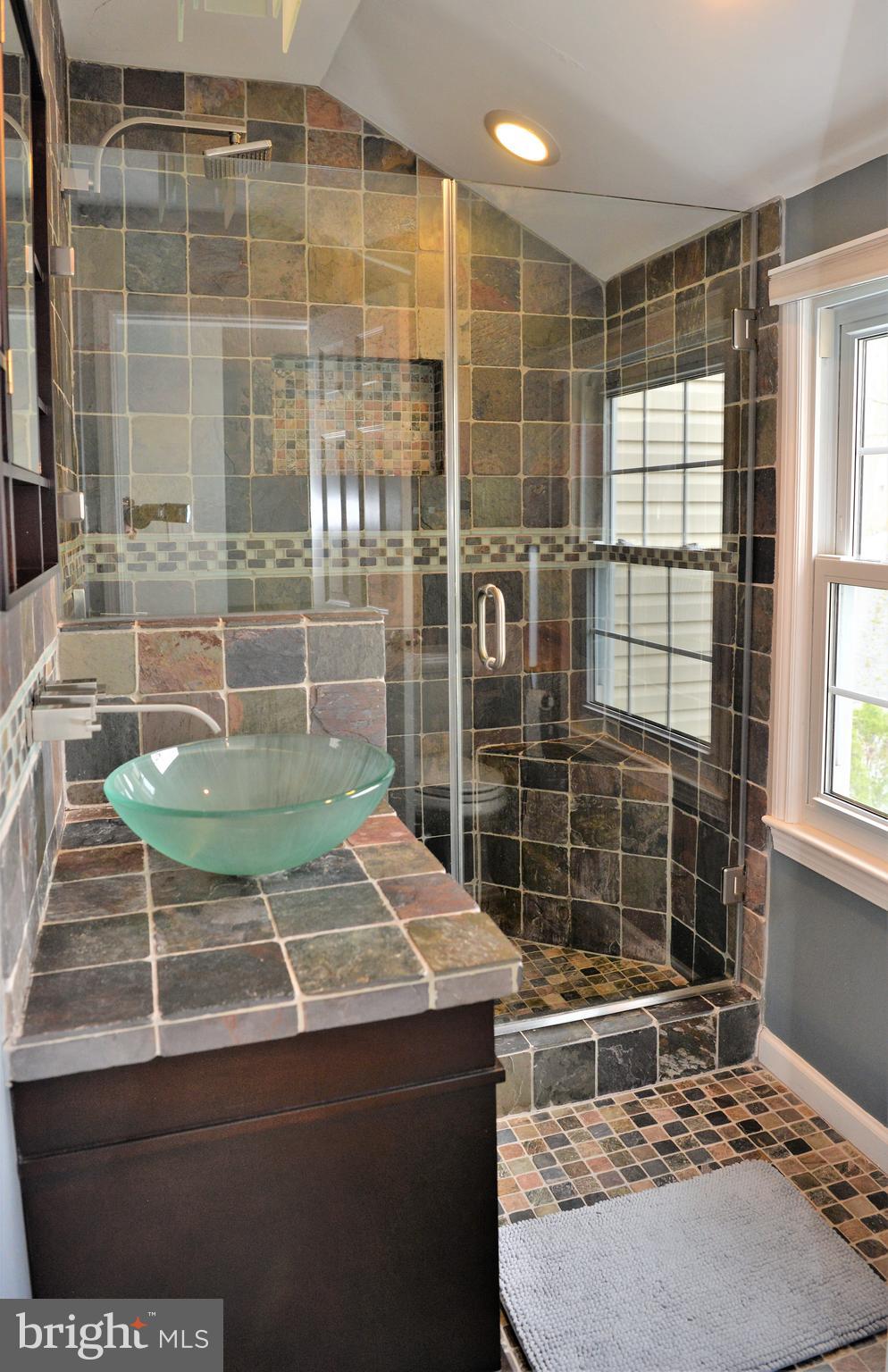 LEE HEIGHTS - Residential