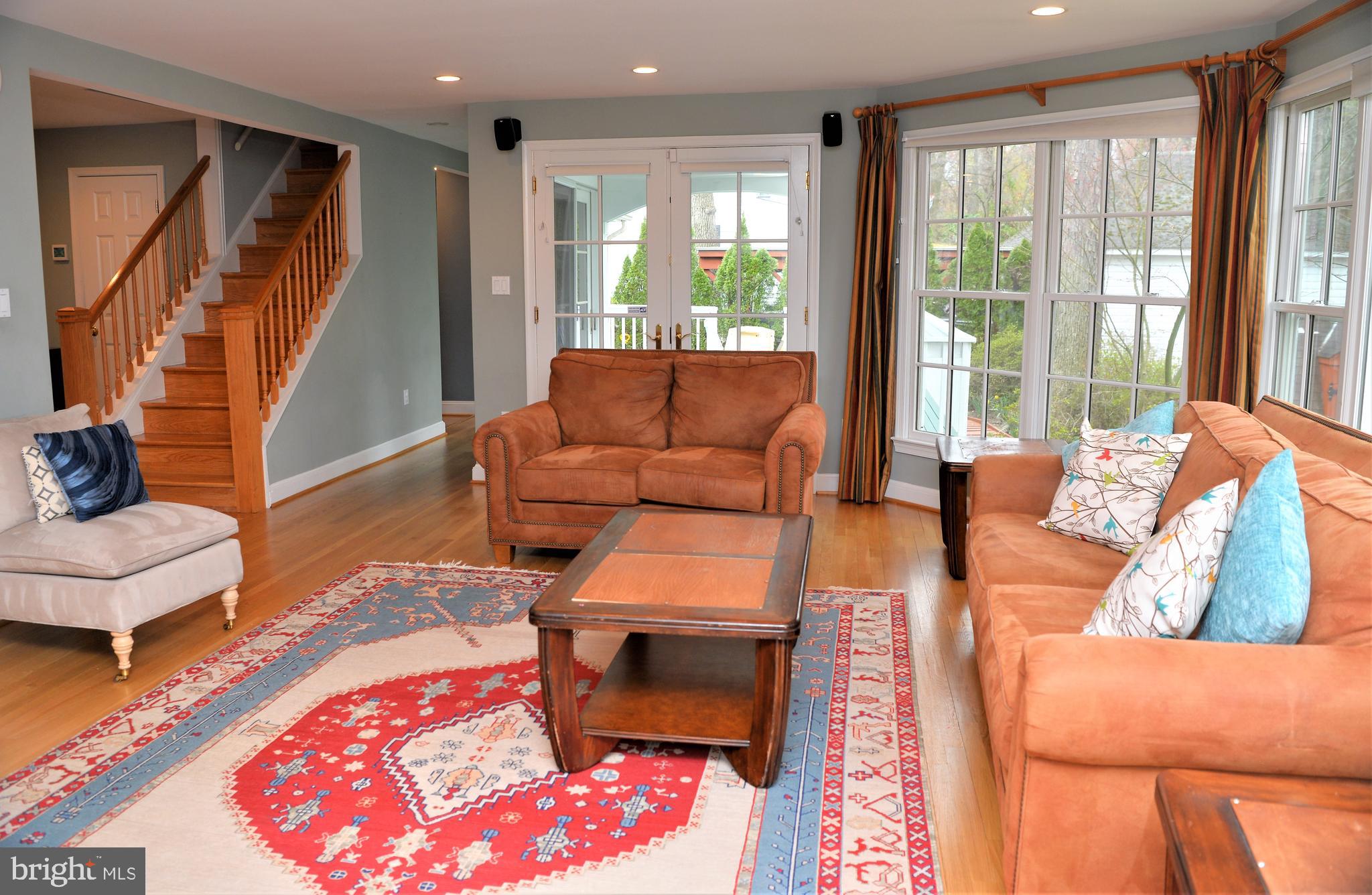 LEE HEIGHTS - Residential