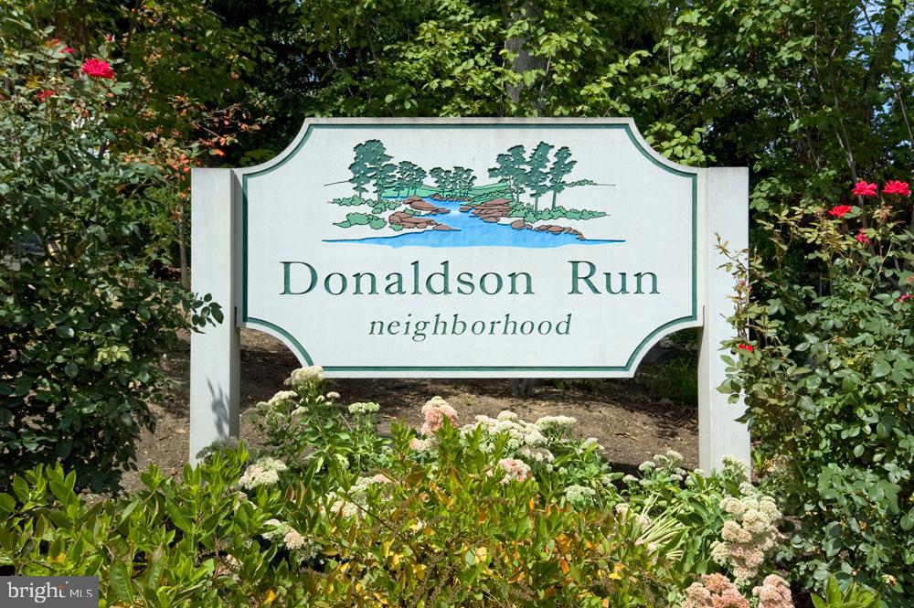 LEE HEIGHTS - Residential