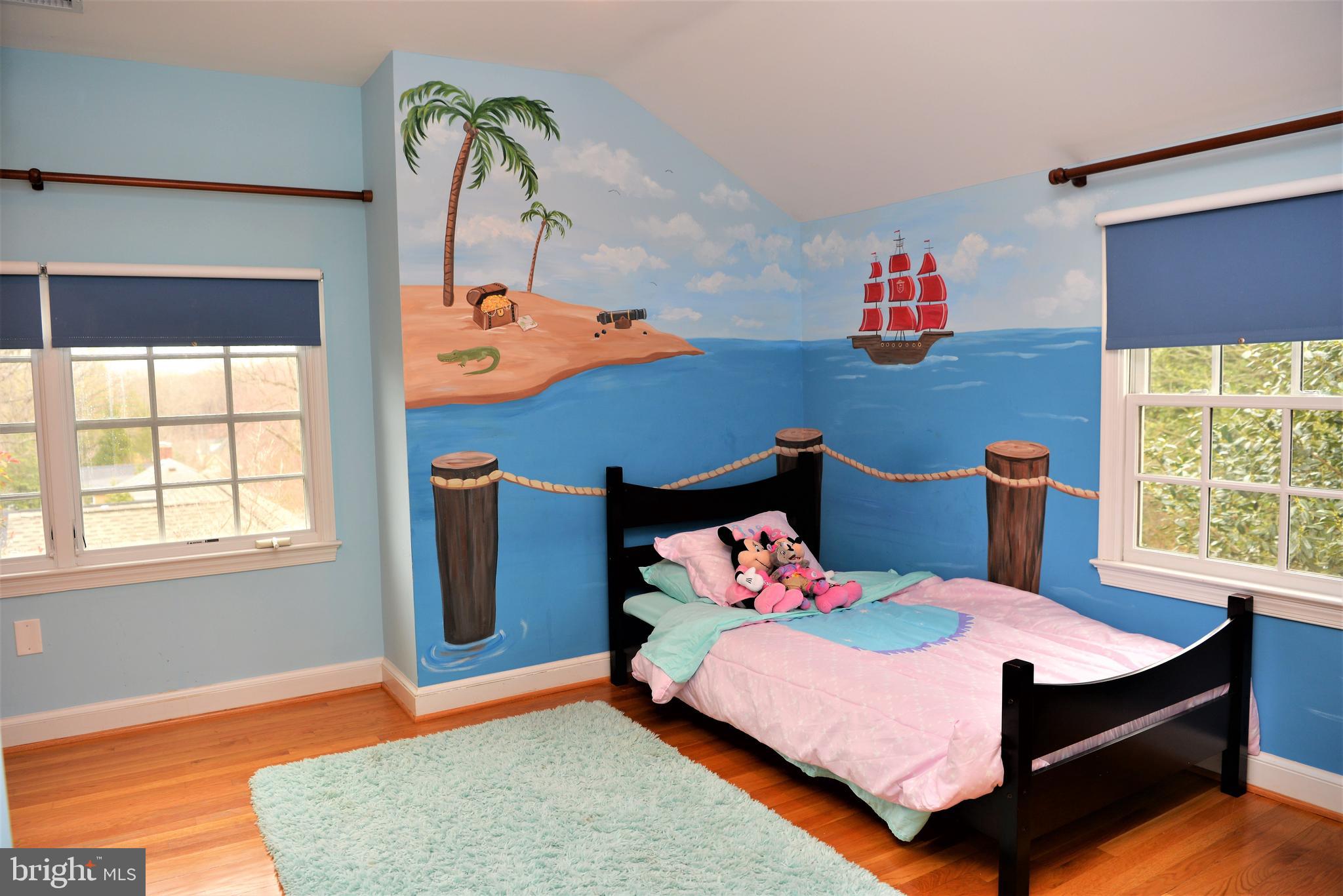 LEE HEIGHTS - Residential