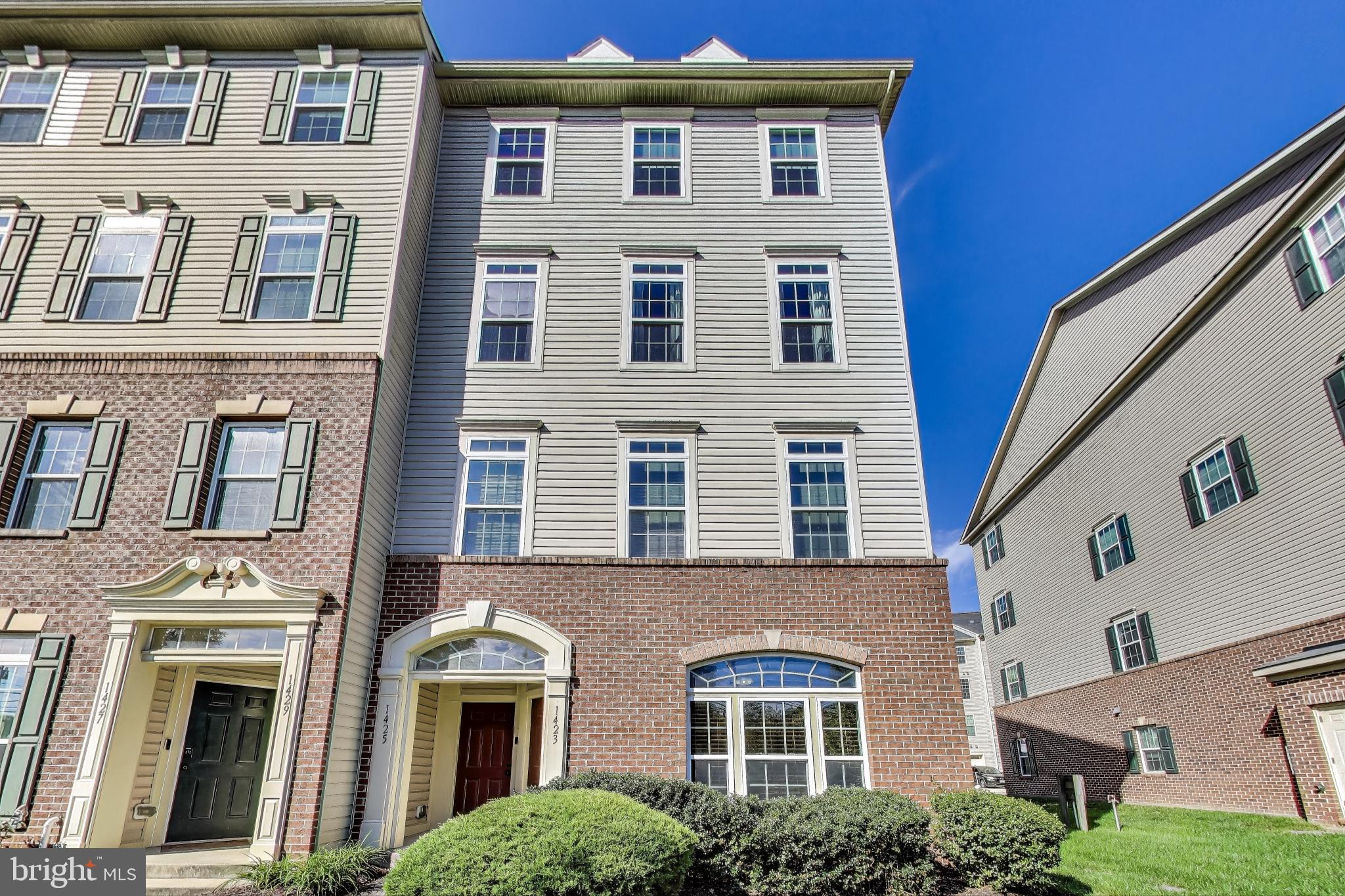 RED OAK CROSSING - Residential