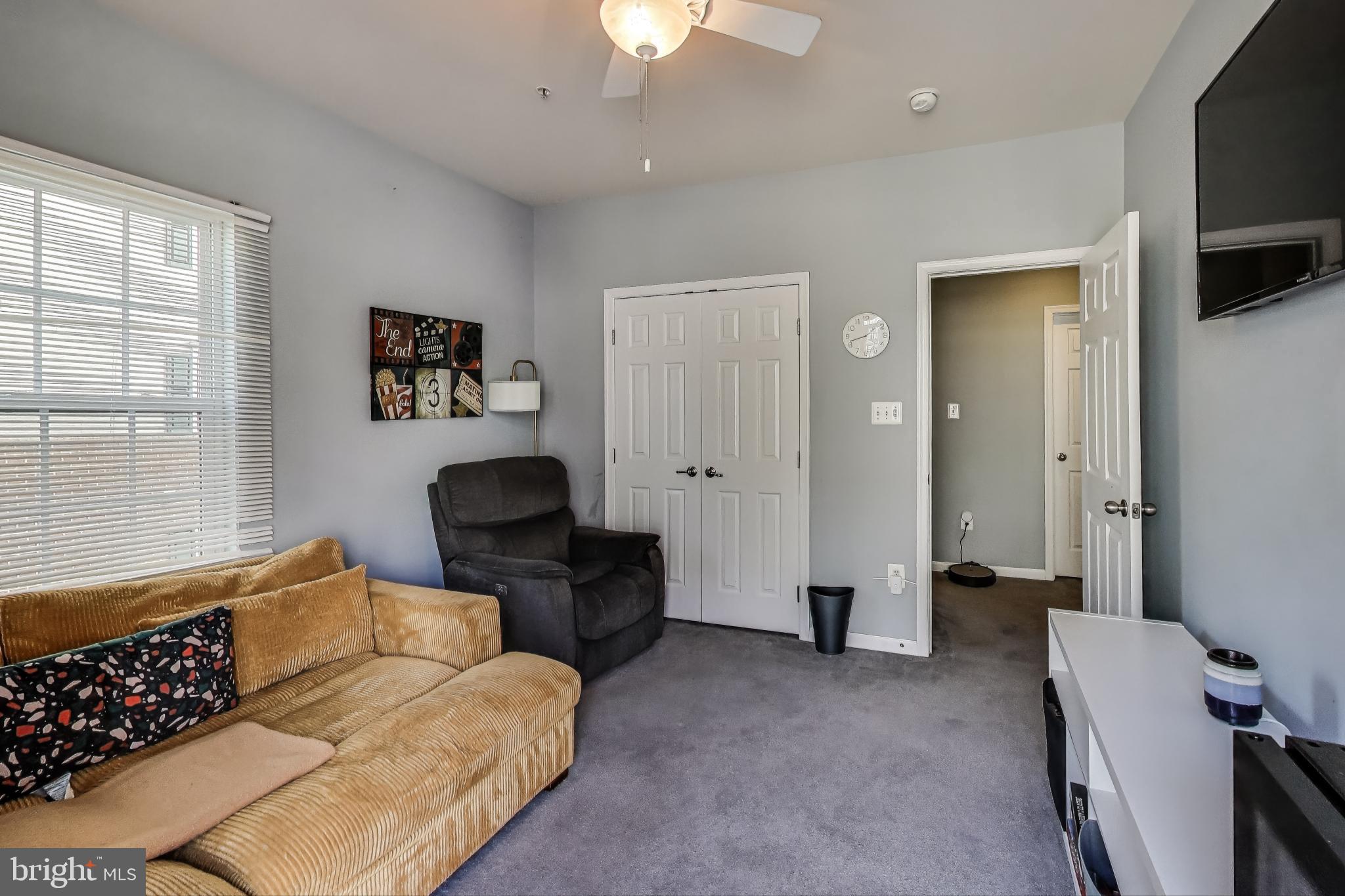 RED OAK CROSSING - Residential