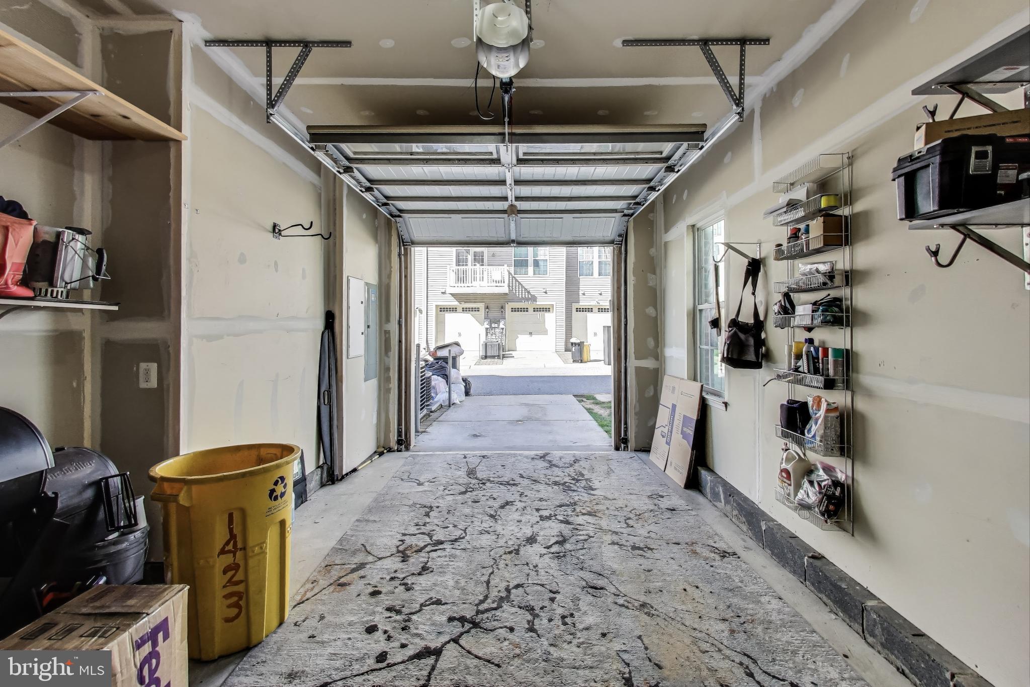 RED OAK CROSSING - Residential