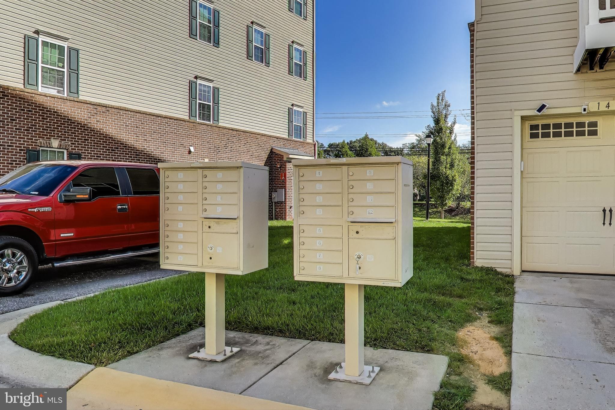 RED OAK CROSSING - Residential