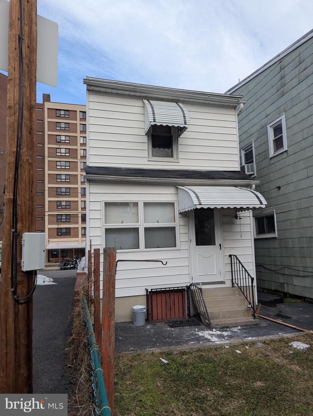 Photo of 325 Lewis Street, MINERSVILLE, PA 17954 (MLS # PASK2025128)