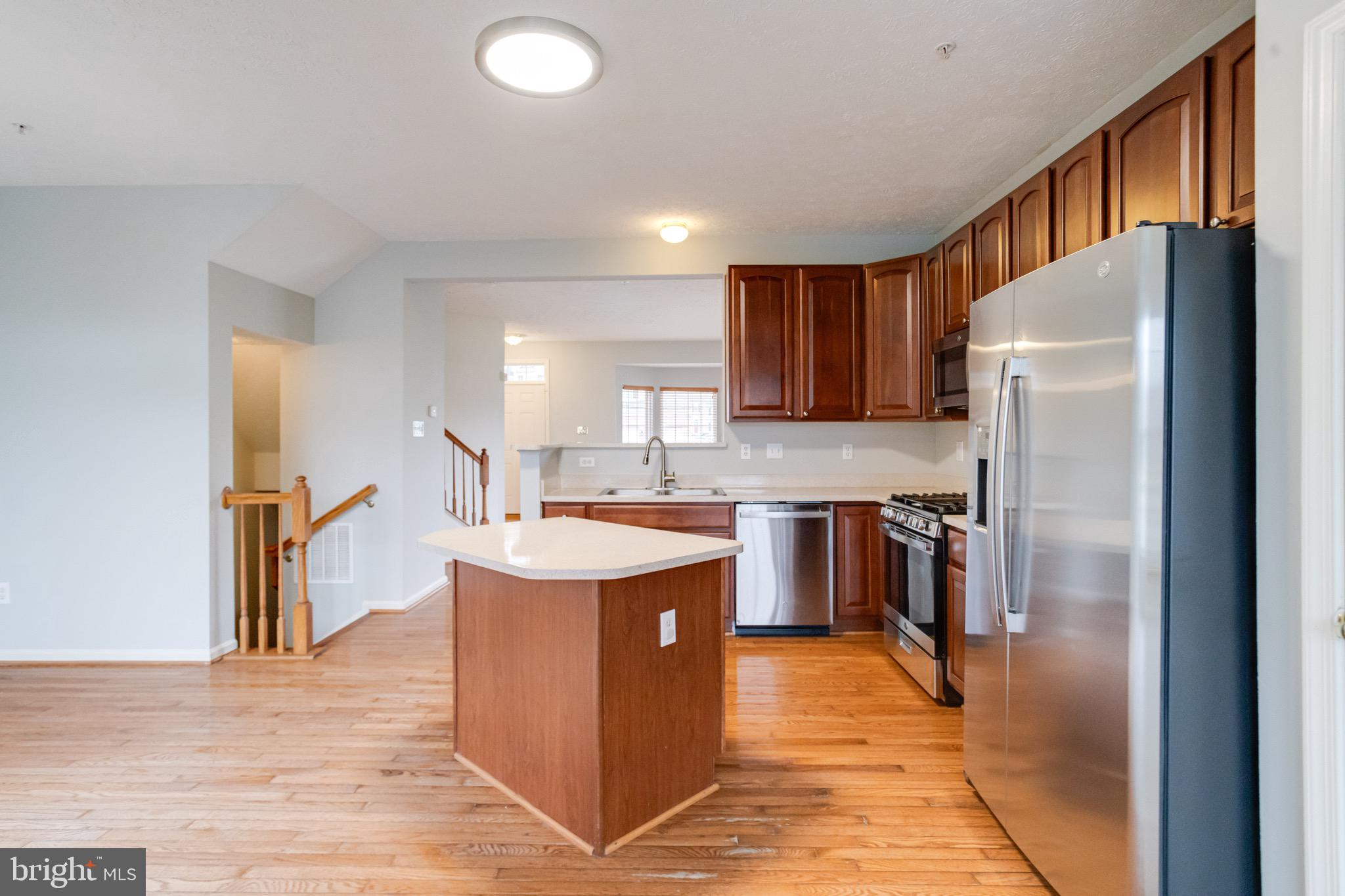 HOLLY WOODS - Residential